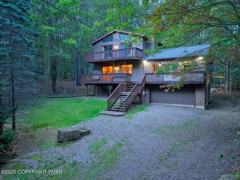 169 Cardinal Gouldsboro PA 18424
