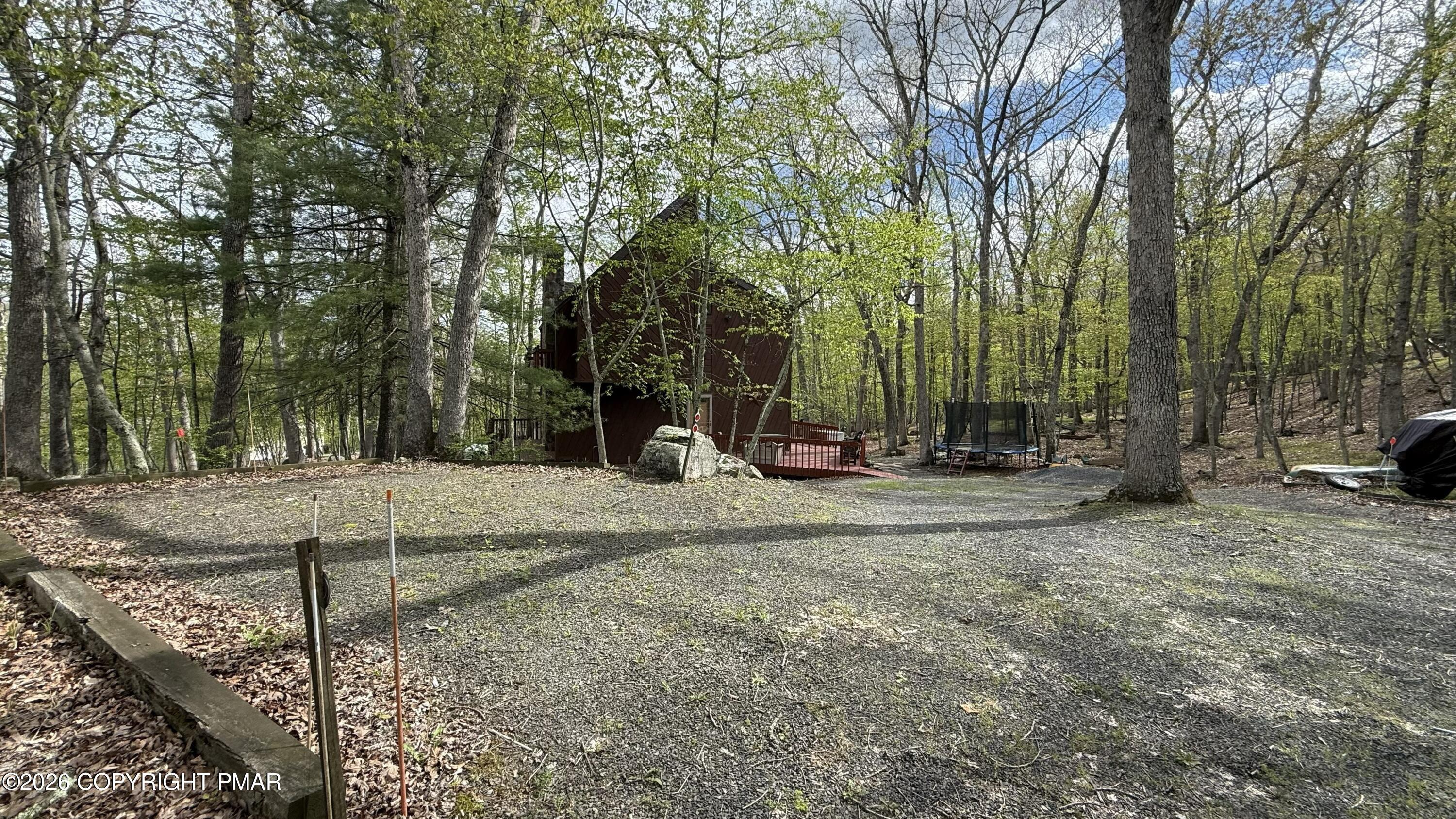 5933 Decker Road