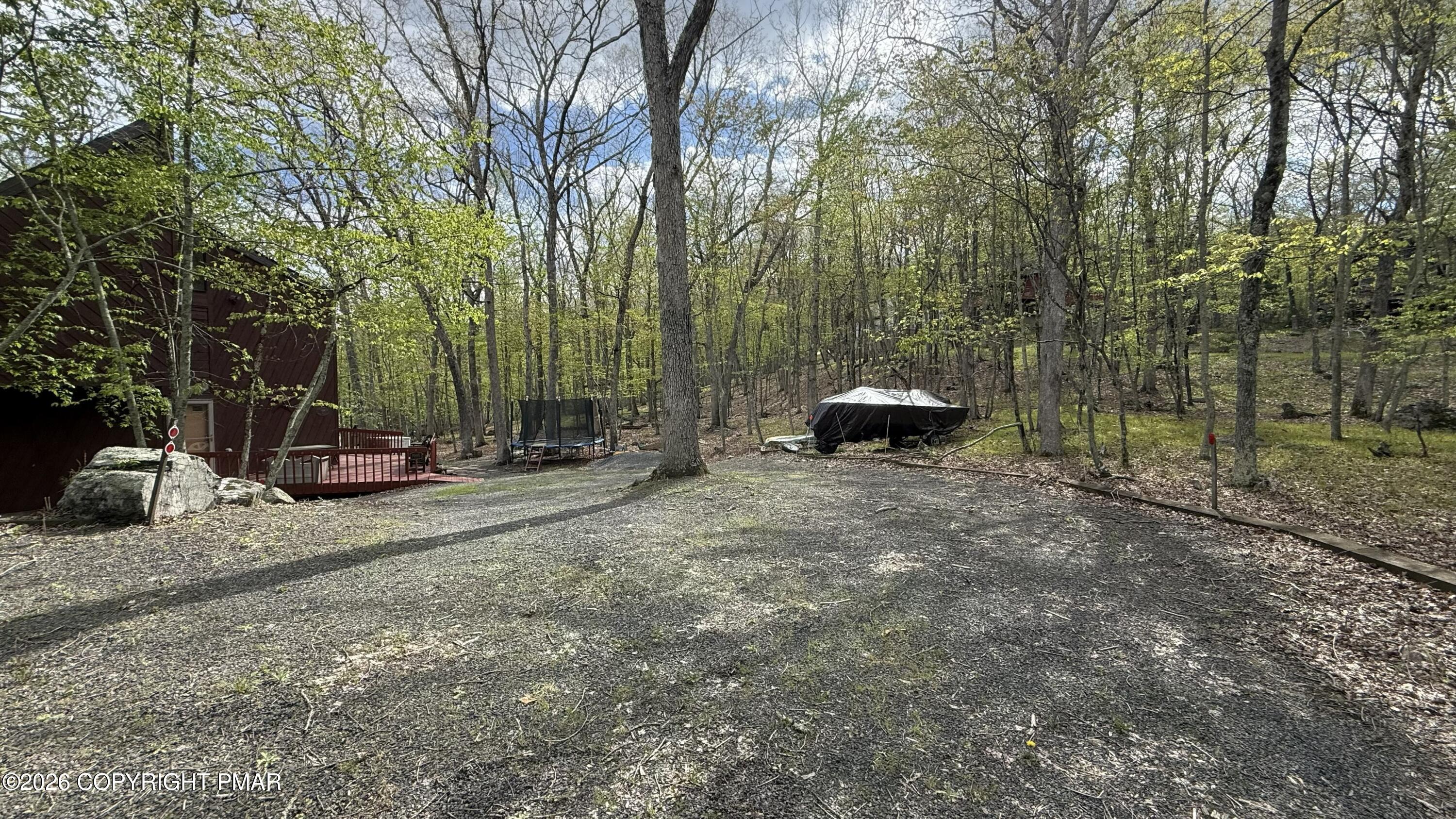 5933 Decker Road