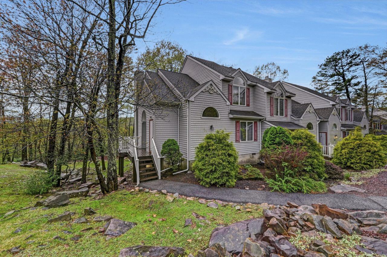 52 Laurelwoods Drive, Lake Harmony, Pennsylvania image 2