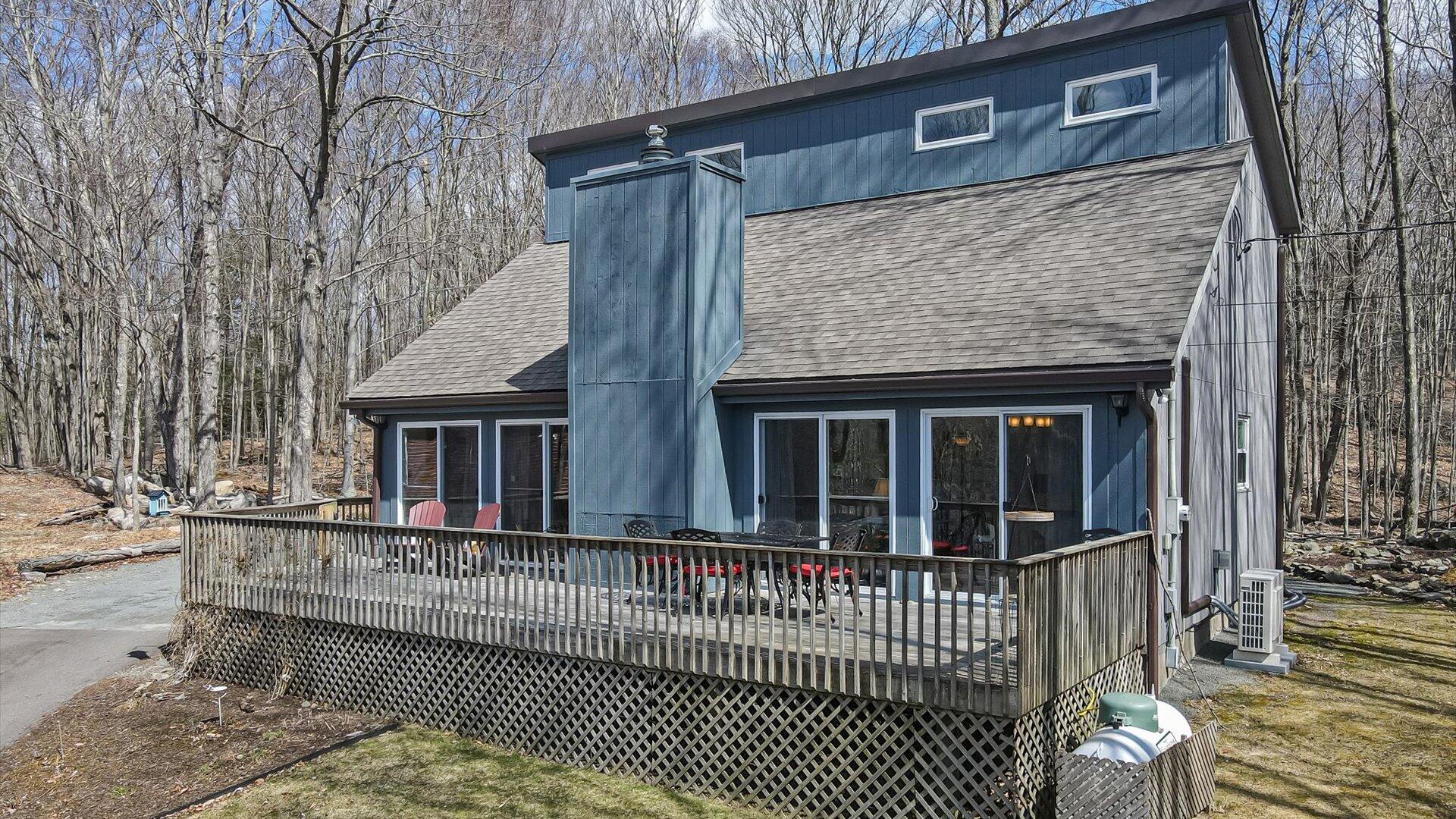 543 Lakeview Drive, Lake Ariel, Pennsylvania image 2