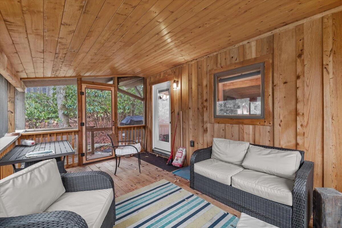 259 Tanglewood Drive, Pocono Pines, Pennsylvania image 40