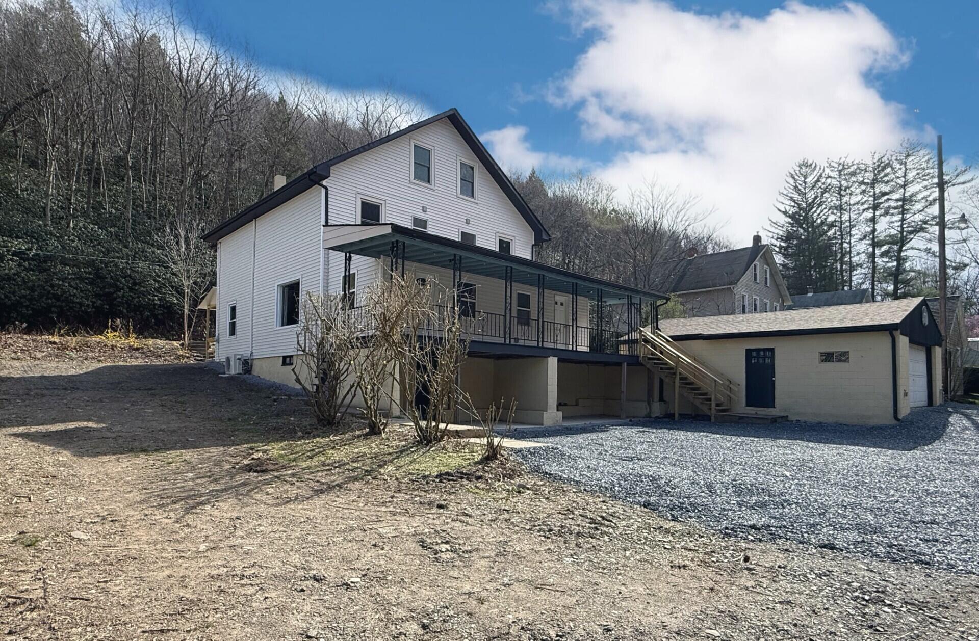 90 Packerton Dam Drive, Lehighton, Pennsylvania image 3