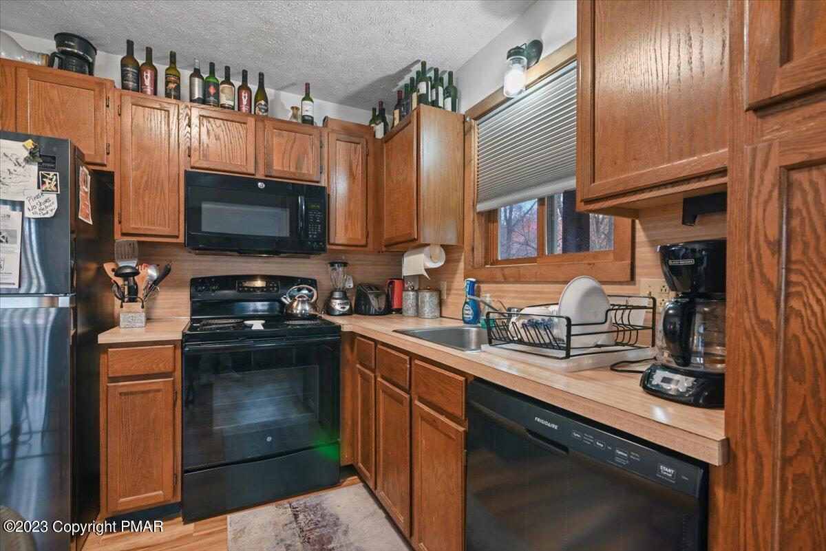 250 Brentwood Drive, Bushkill, Pennsylvania image 14