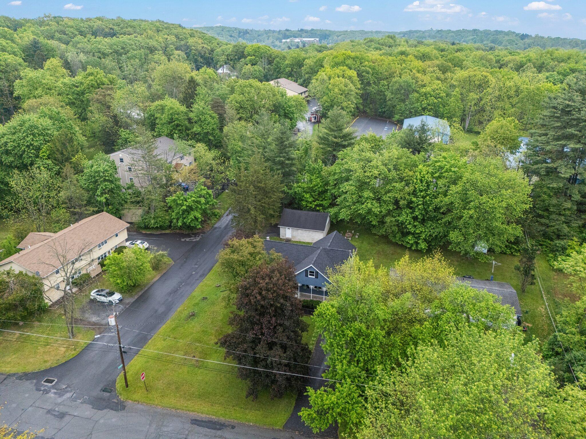 596 Chestnut Street, East Stroudsburg, Pennsylvania image 11