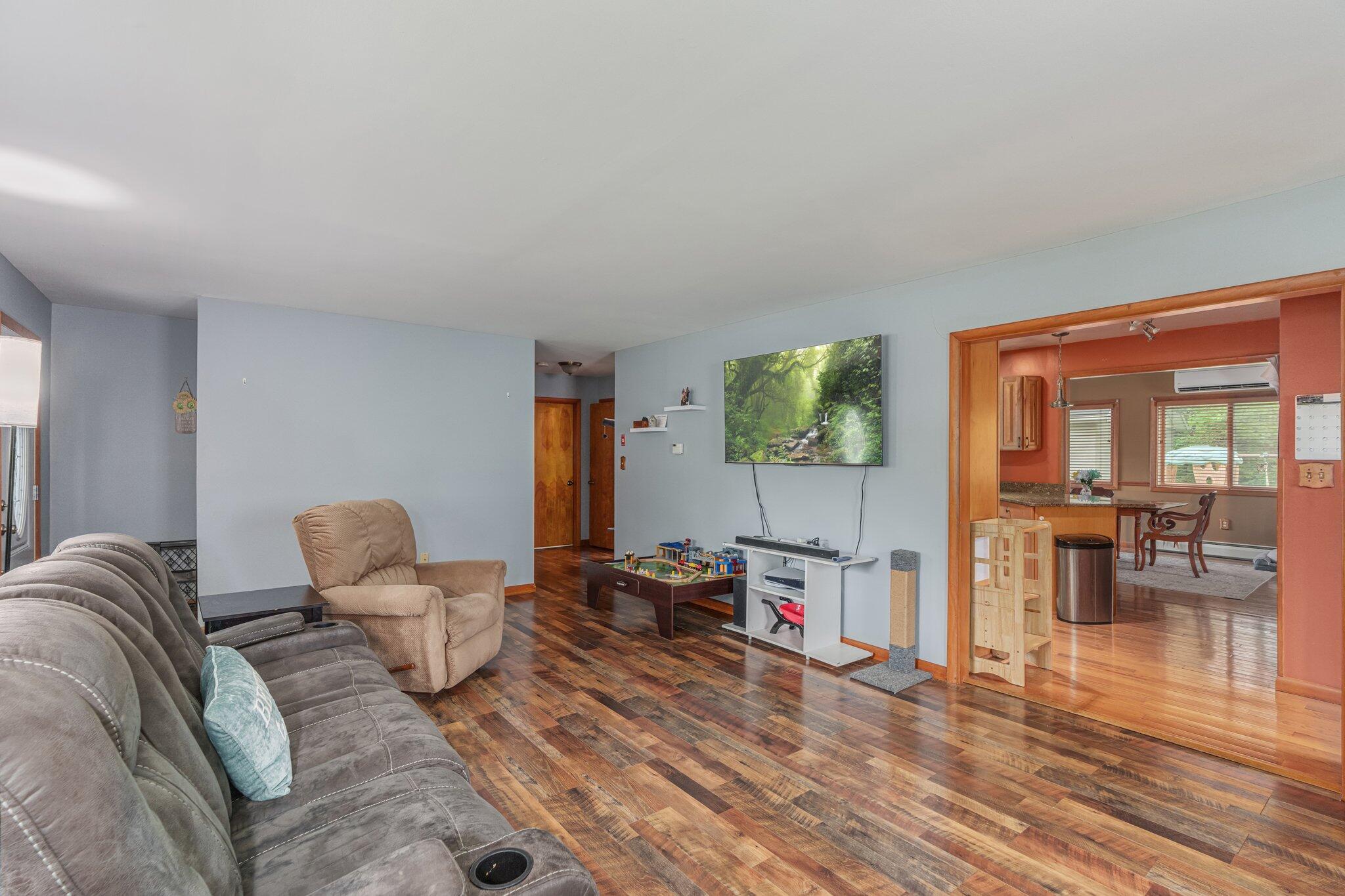 596 Chestnut Street, East Stroudsburg, Pennsylvania image 17