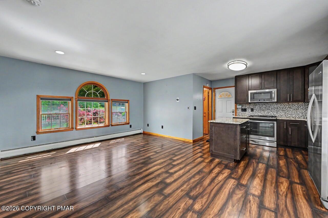 2134 Fox Run Rd, Stroudsburg, PA, 18360, USA, 6 Bedrooms Bedrooms, ,6 BathroomsBathrooms,Residential,Active,2134 Fox Run Rd,PM-141896