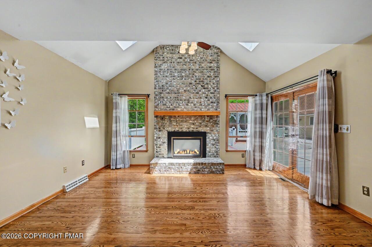 2134 Fox Run Rd, Stroudsburg, PA, 18360, USA, 6 Bedrooms Bedrooms, ,6 BathroomsBathrooms,Residential,Active,2134 Fox Run Rd,PM-141896