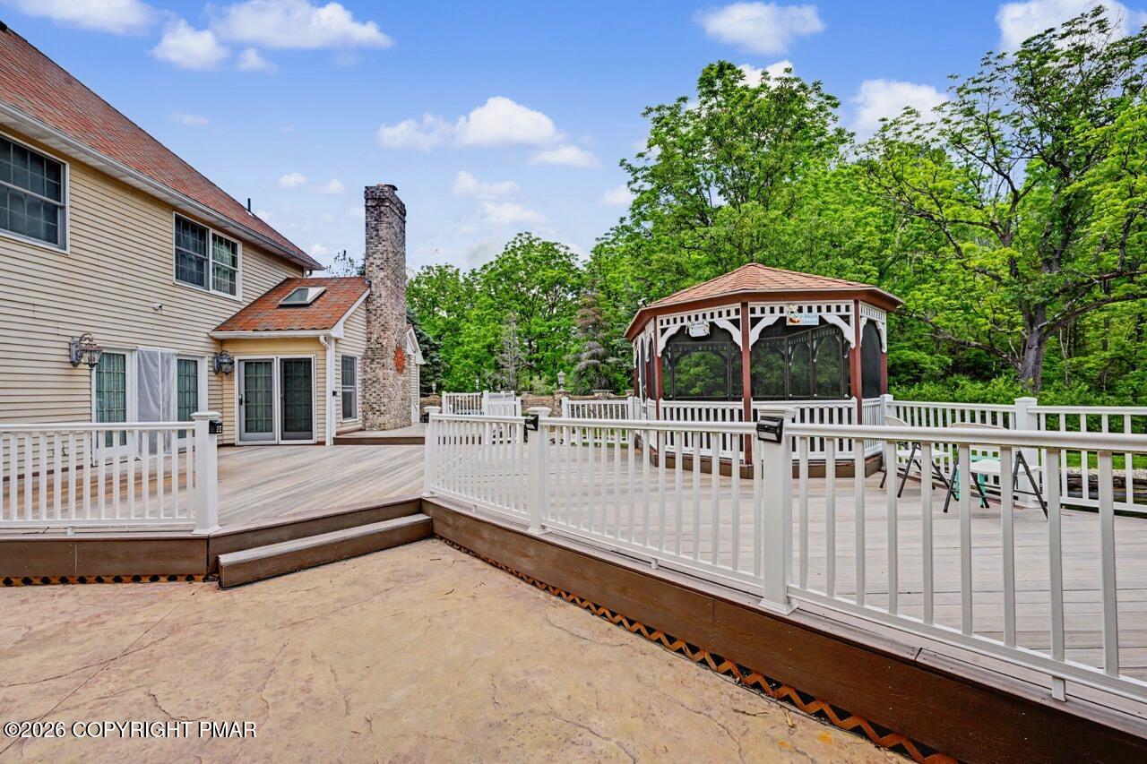 2134 Fox Run Rd, Stroudsburg, PA, 18360, USA, 6 Bedrooms Bedrooms, ,6 BathroomsBathrooms,Residential,Active,2134 Fox Run Rd,PM-141896