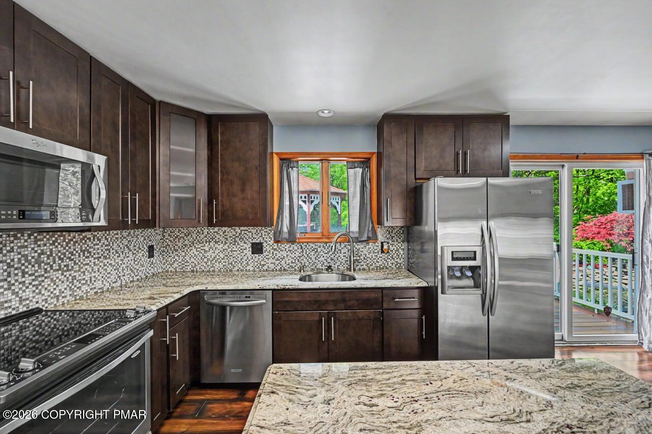 2134 Fox Run Rd, Stroudsburg, PA, 18360, USA, 6 Bedrooms Bedrooms, ,6 BathroomsBathrooms,Residential,Active,2134 Fox Run Rd,PM-141896
