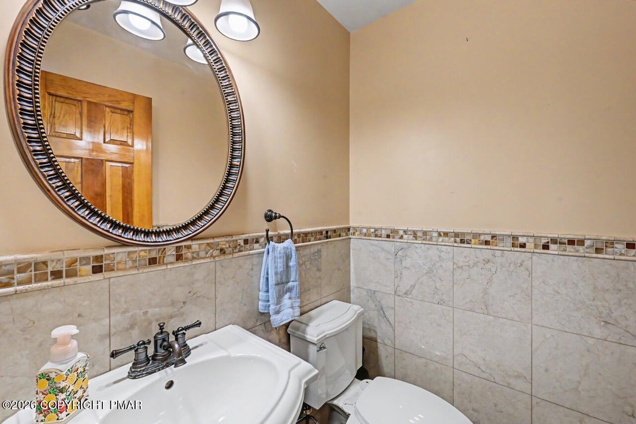 2134 Fox Run Rd, Stroudsburg, PA, 18360, USA, 6 Bedrooms Bedrooms, ,6 BathroomsBathrooms,Residential,Active,2134 Fox Run Rd,PM-141896