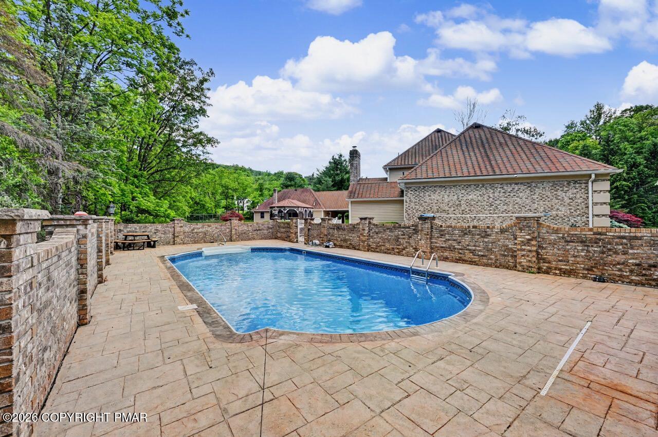 2134 Fox Run Rd, Stroudsburg, PA, 18360, USA, 6 Bedrooms Bedrooms, ,6 BathroomsBathrooms,Residential,Active,2134 Fox Run Rd,PM-141896