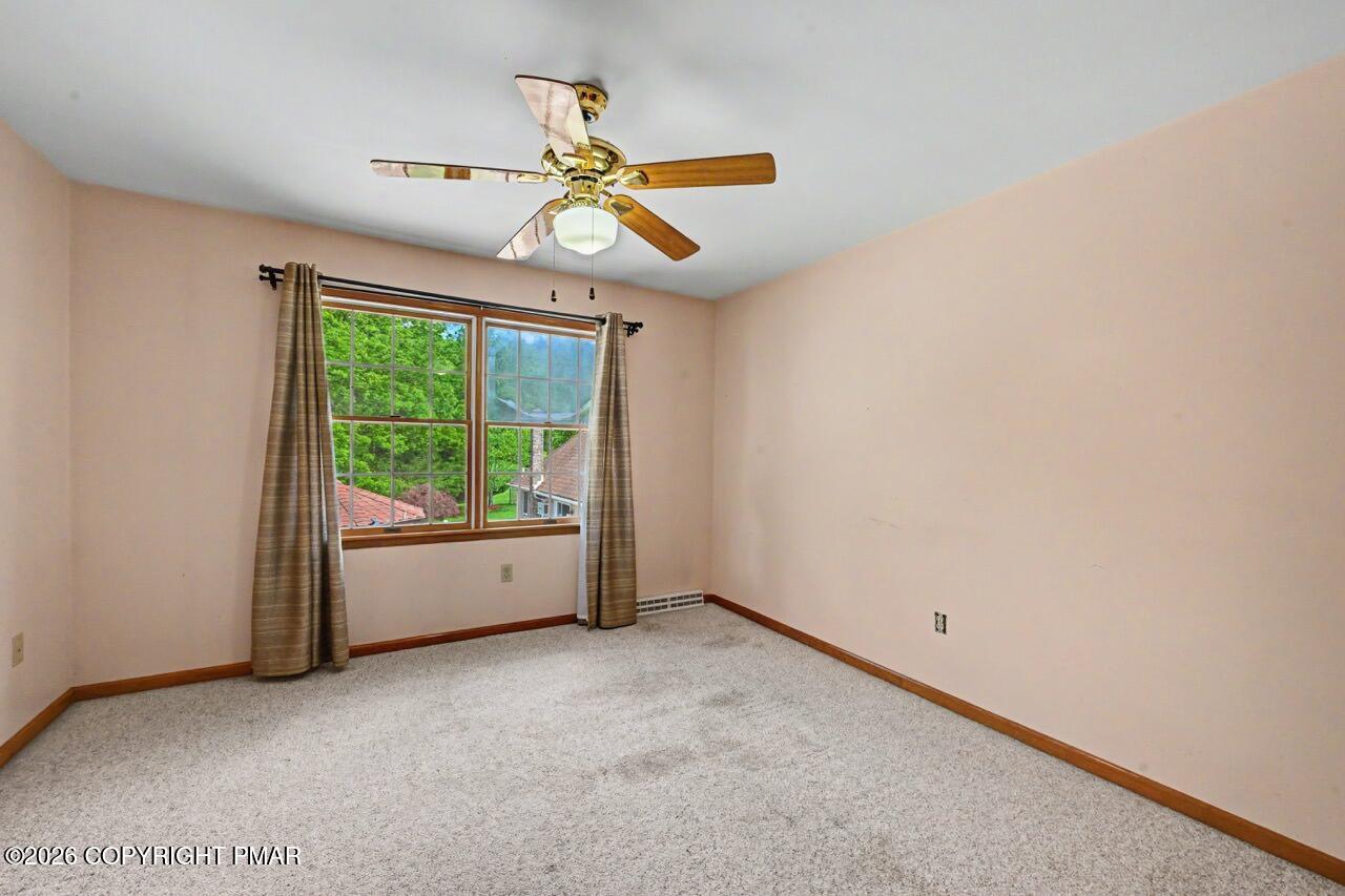 2134 Fox Run Rd, Stroudsburg, PA, 18360, USA, 6 Bedrooms Bedrooms, ,6 BathroomsBathrooms,Residential,Active,2134 Fox Run Rd,PM-141896