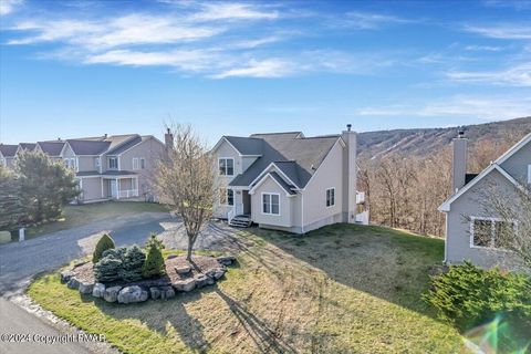 541 UPPER DEER VALLEY Road Tannersville PA 18372