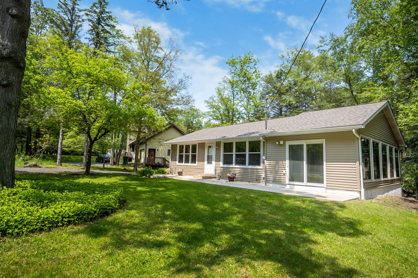 18 Holiday Drive, Albrightsville, Pennsylvania image 5
