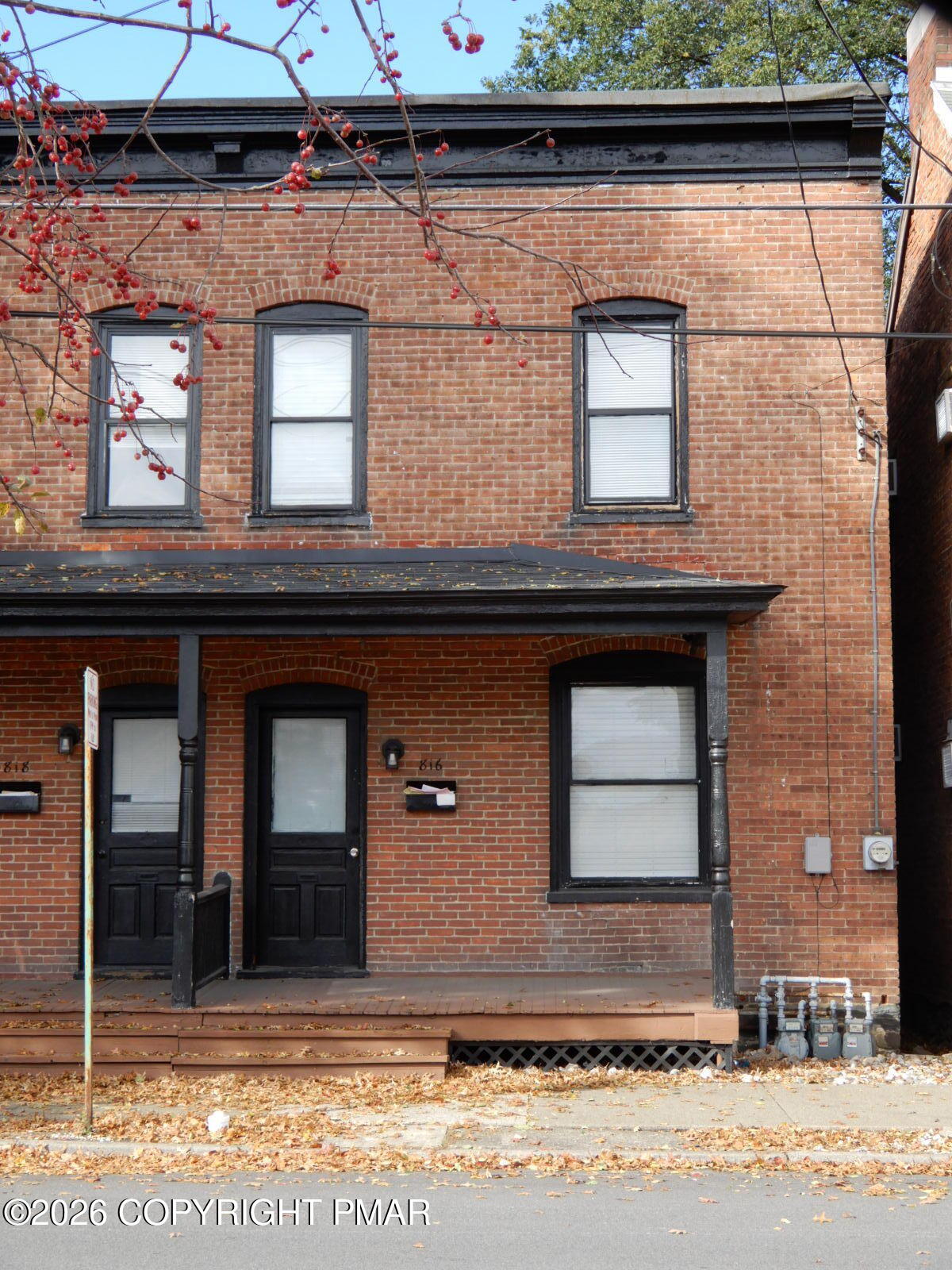 822 Monroe Street