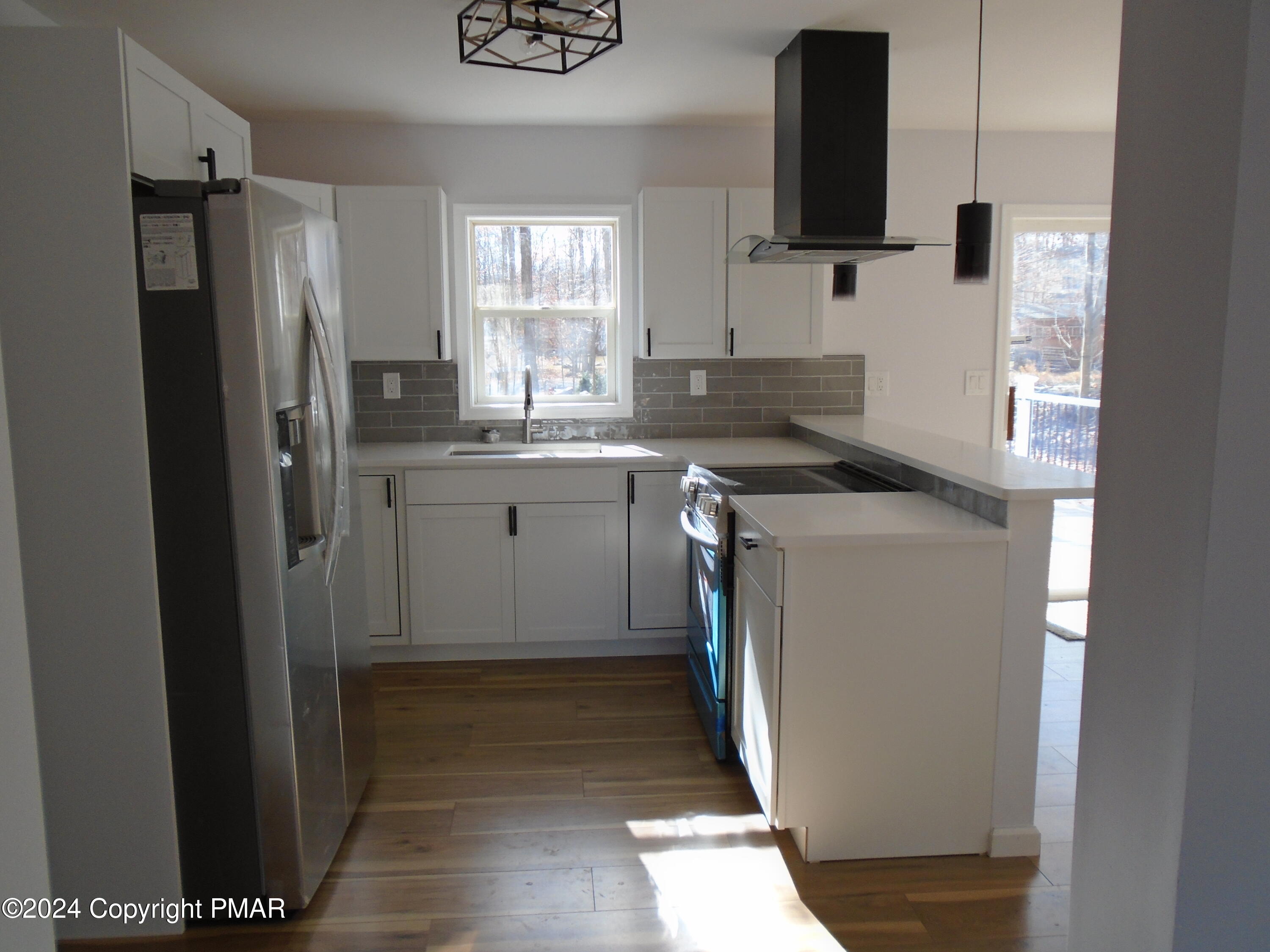 350 Maxatawny Drive, Pocono Lake, Pennsylvania image 5
