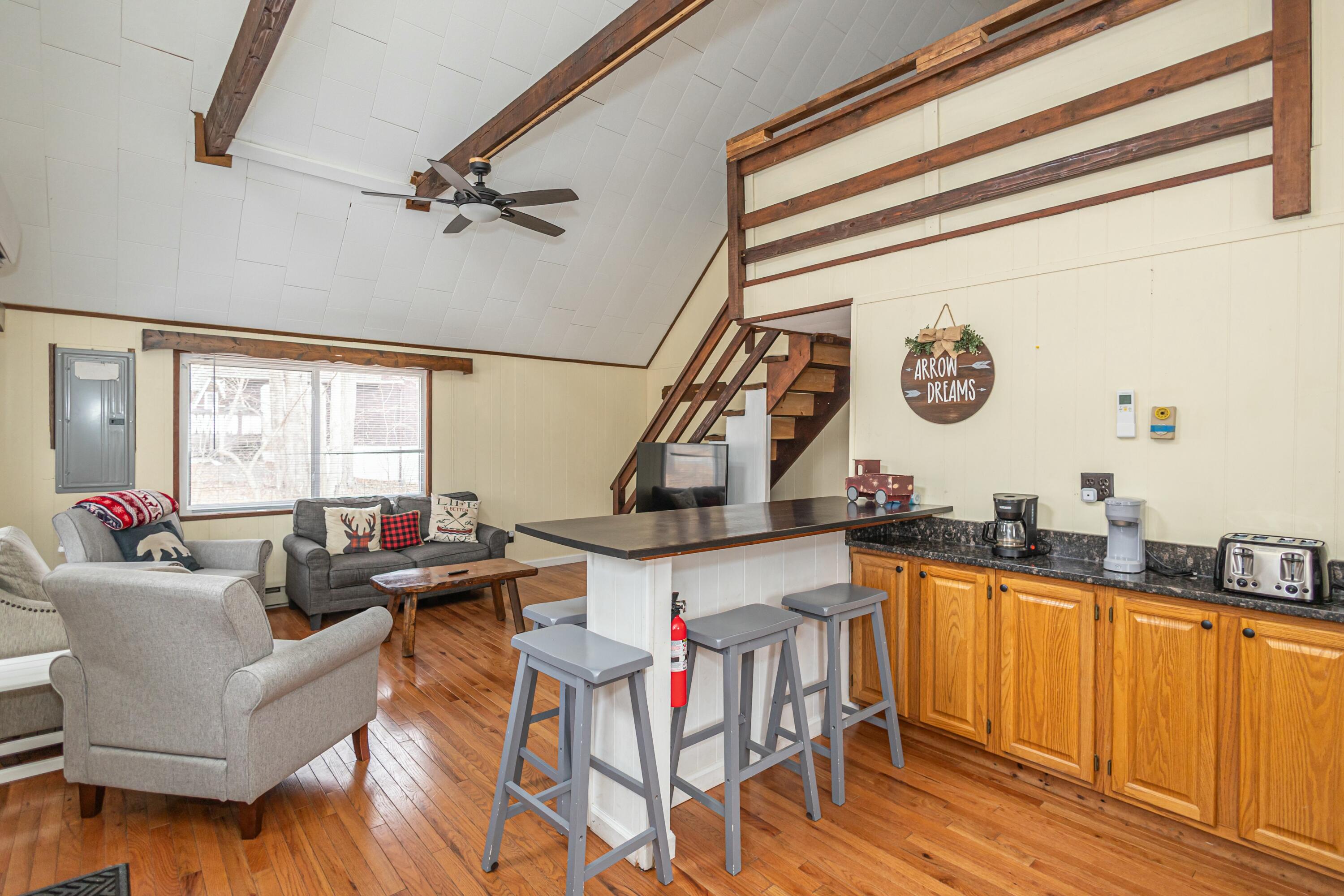 120 Tomhickon Trail Trl, Pocono Lake, Pennsylvania image 5