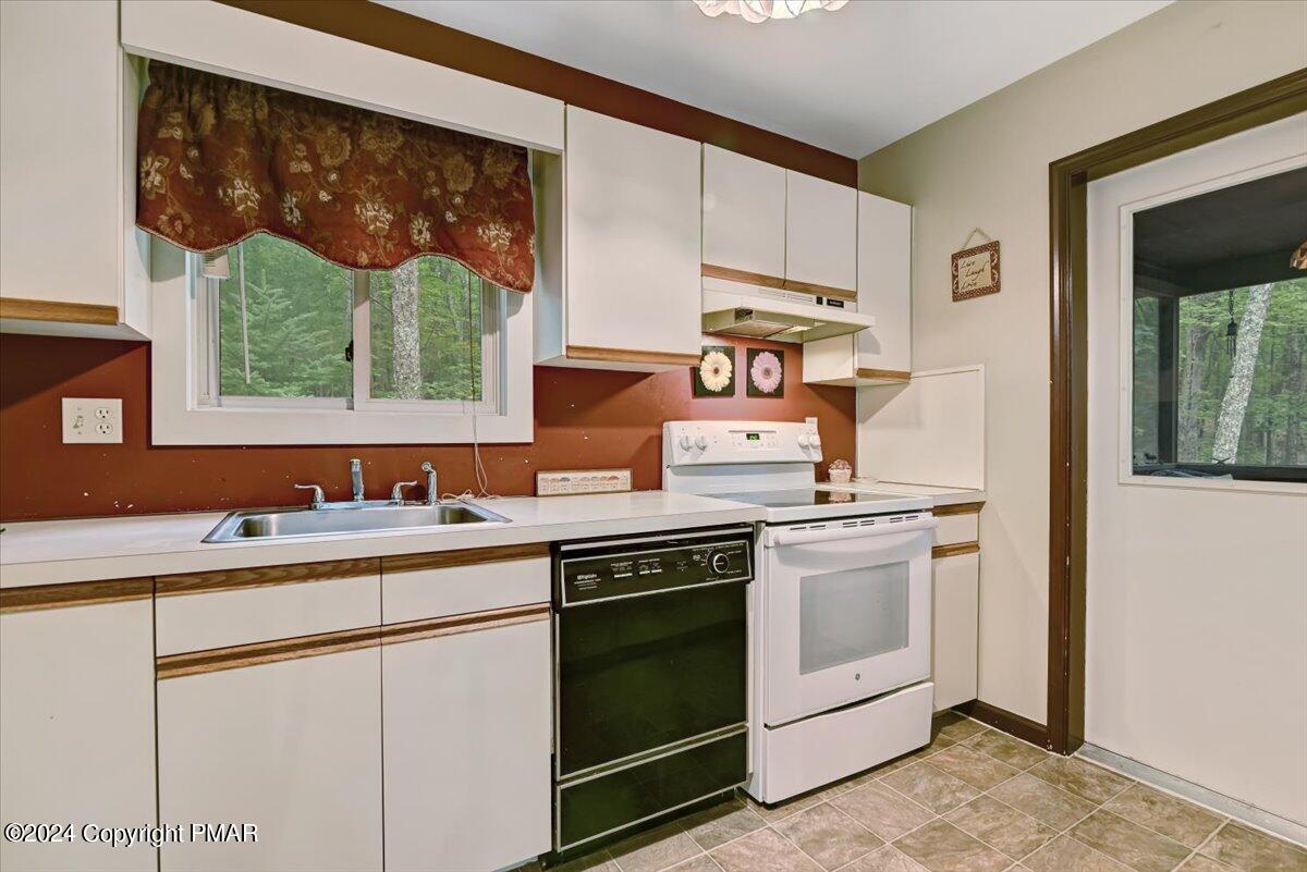 158 Forest Drive, Canadensis, Pennsylvania image 13