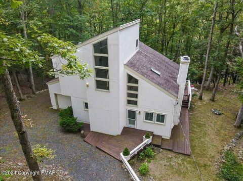 291 Manchester Drive Bushkill PA 18324