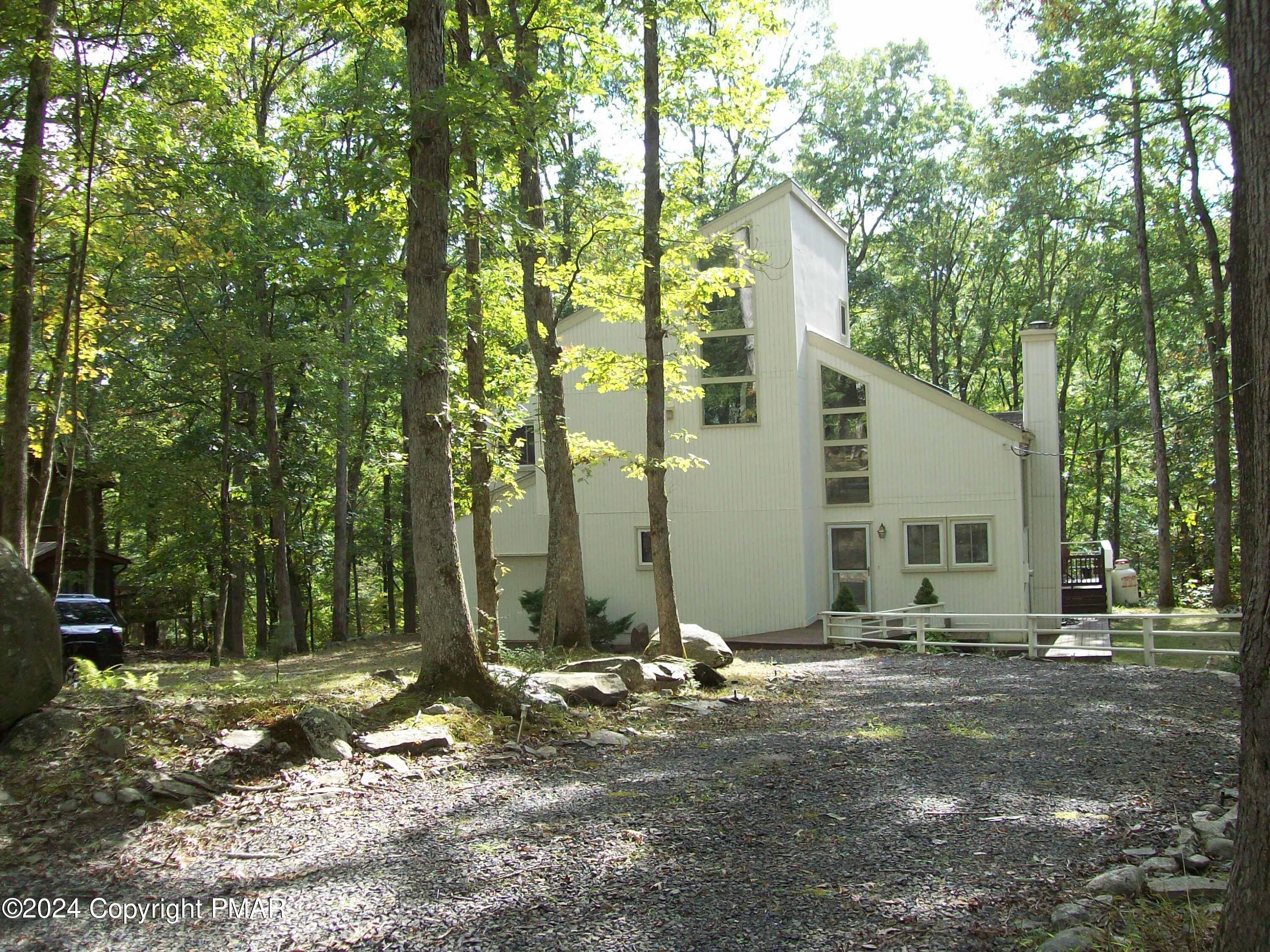 291 Manchester Drive, Bushkill, Pennsylvania image 4
