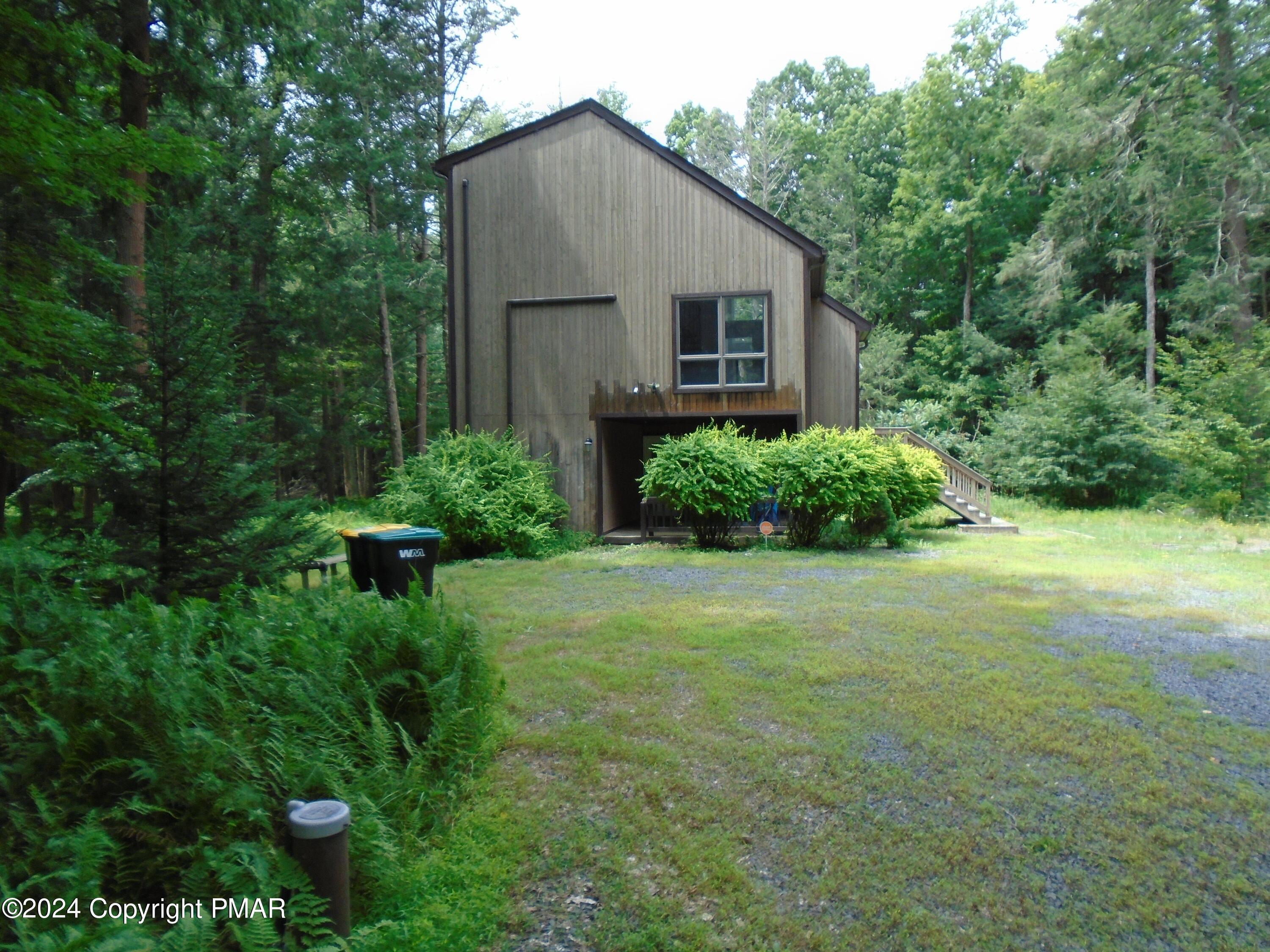 2106 Wagner Forest Drive, Pocono Lake, Pennsylvania image 2