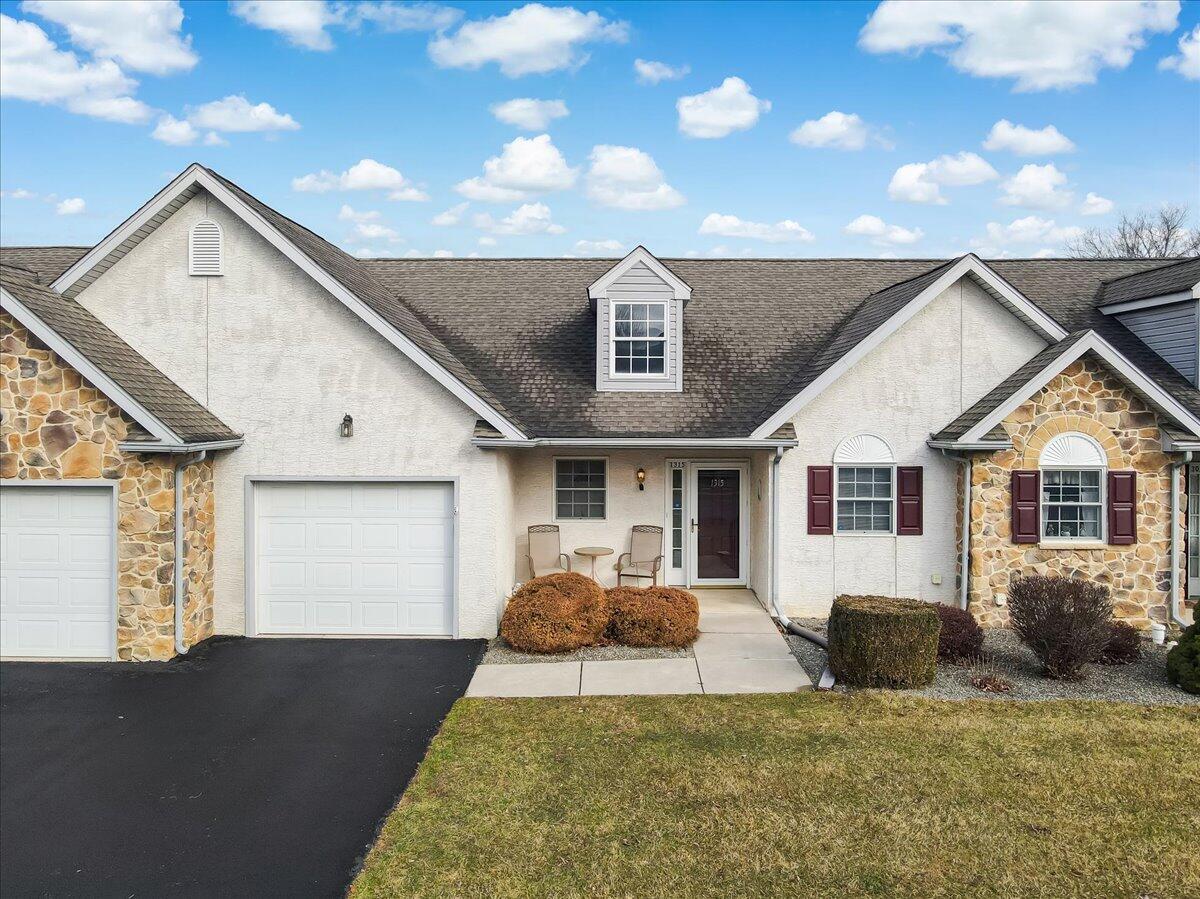 1315 Silo Drive, Easton, Pennsylvania image 2