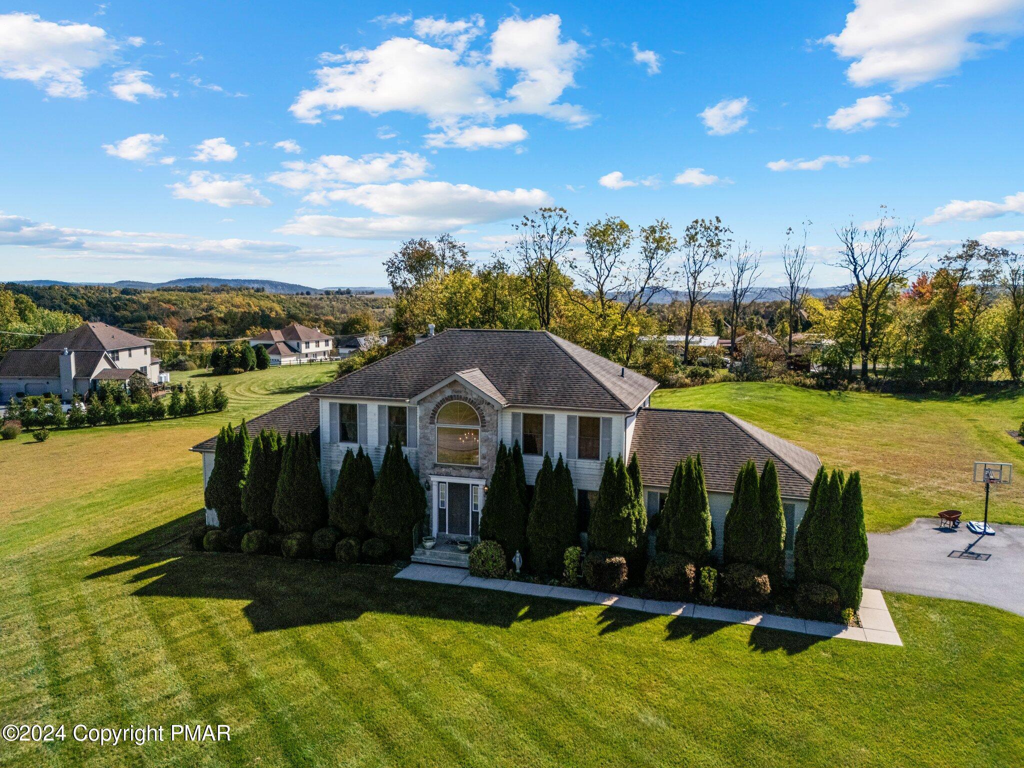 9 Farmstead Way, Mount Bethel, Pennsylvania image 5