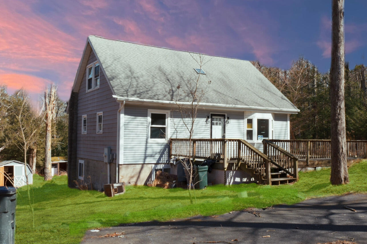 639 Sunset Road, Stroudsburg, Pennsylvania image 2