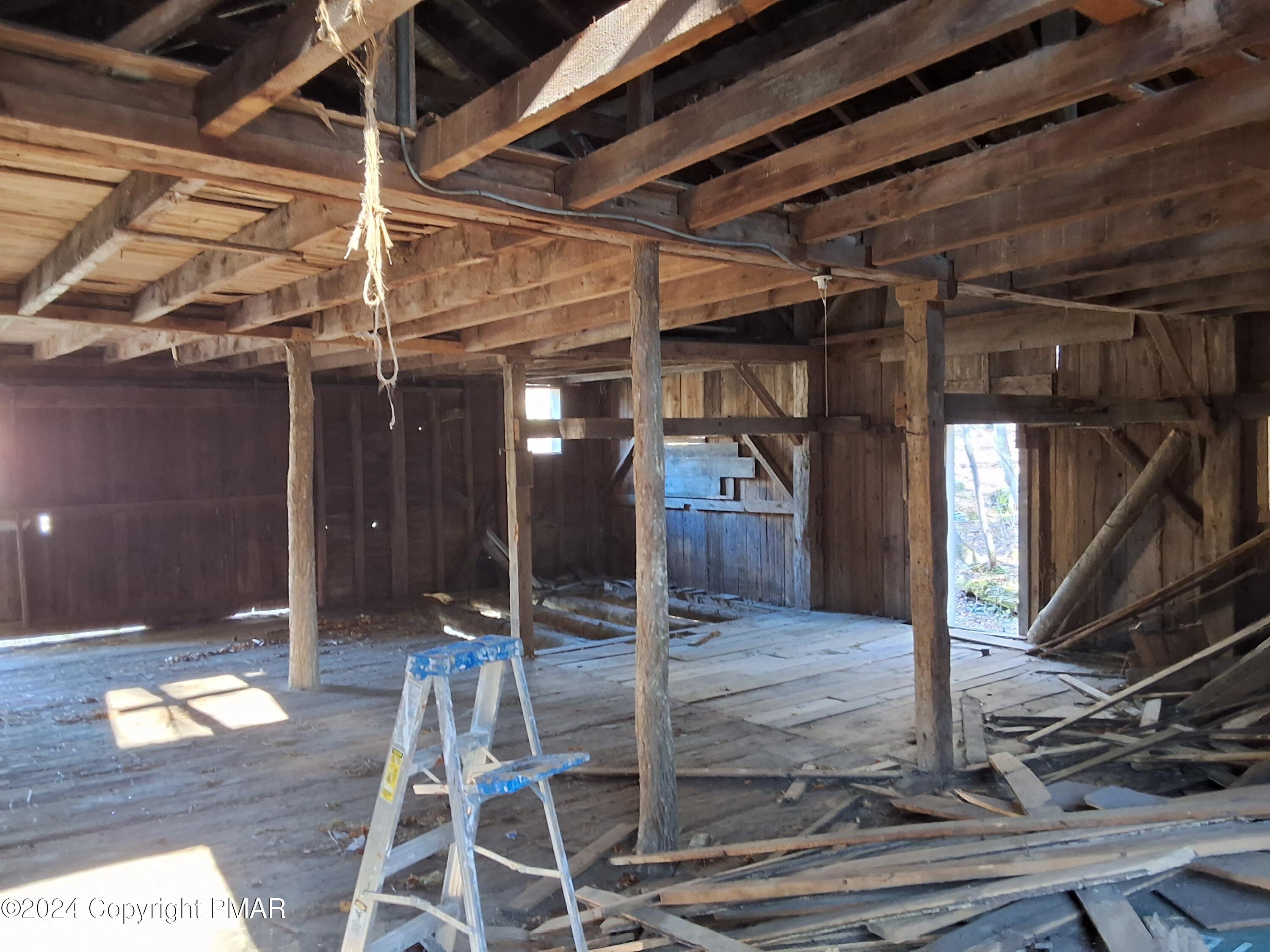 45 Grocery Hill Road, Equinunk, Pennsylvania image 25