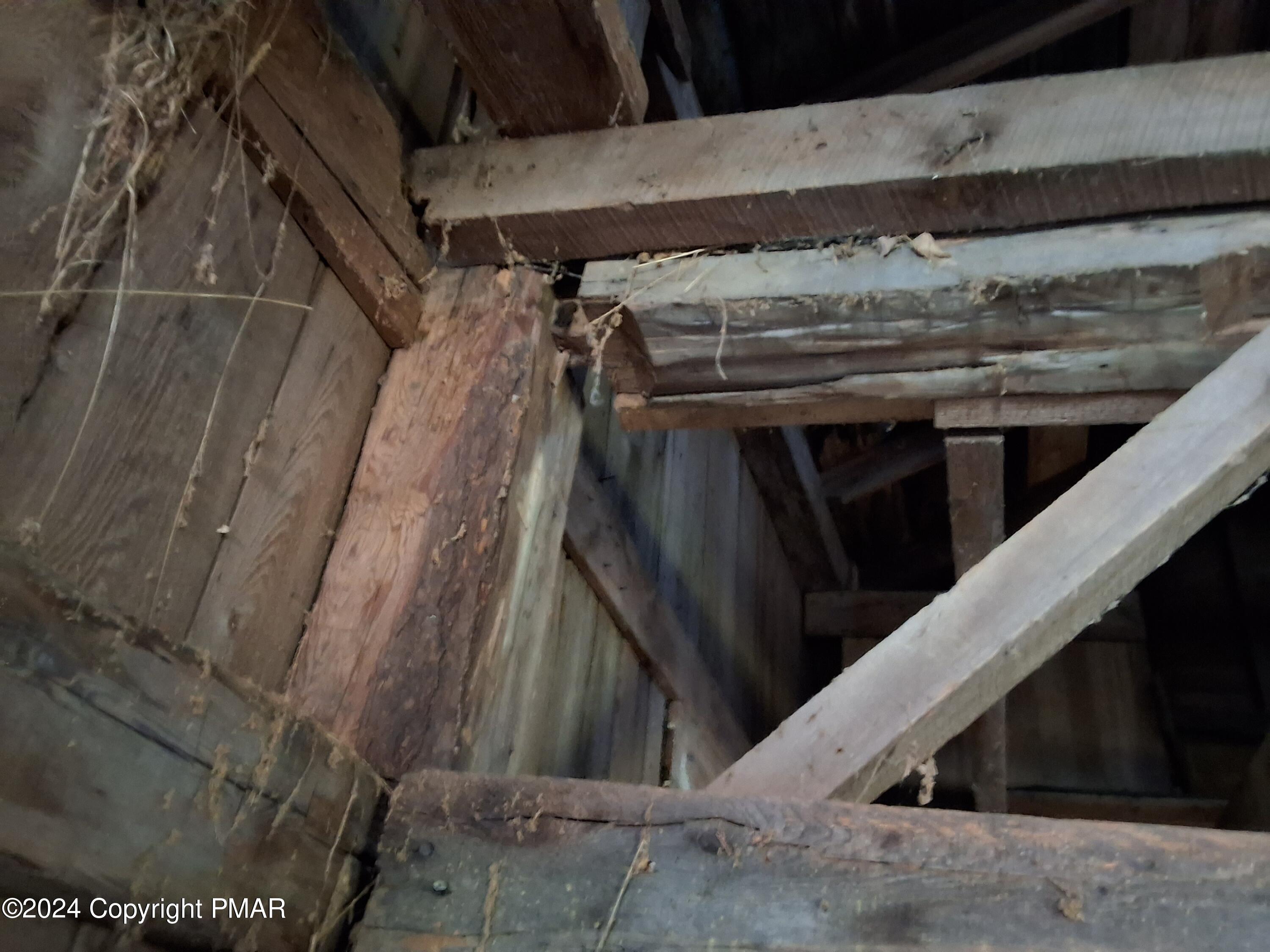 45 Grocery Hill Road, Equinunk, Pennsylvania image 35