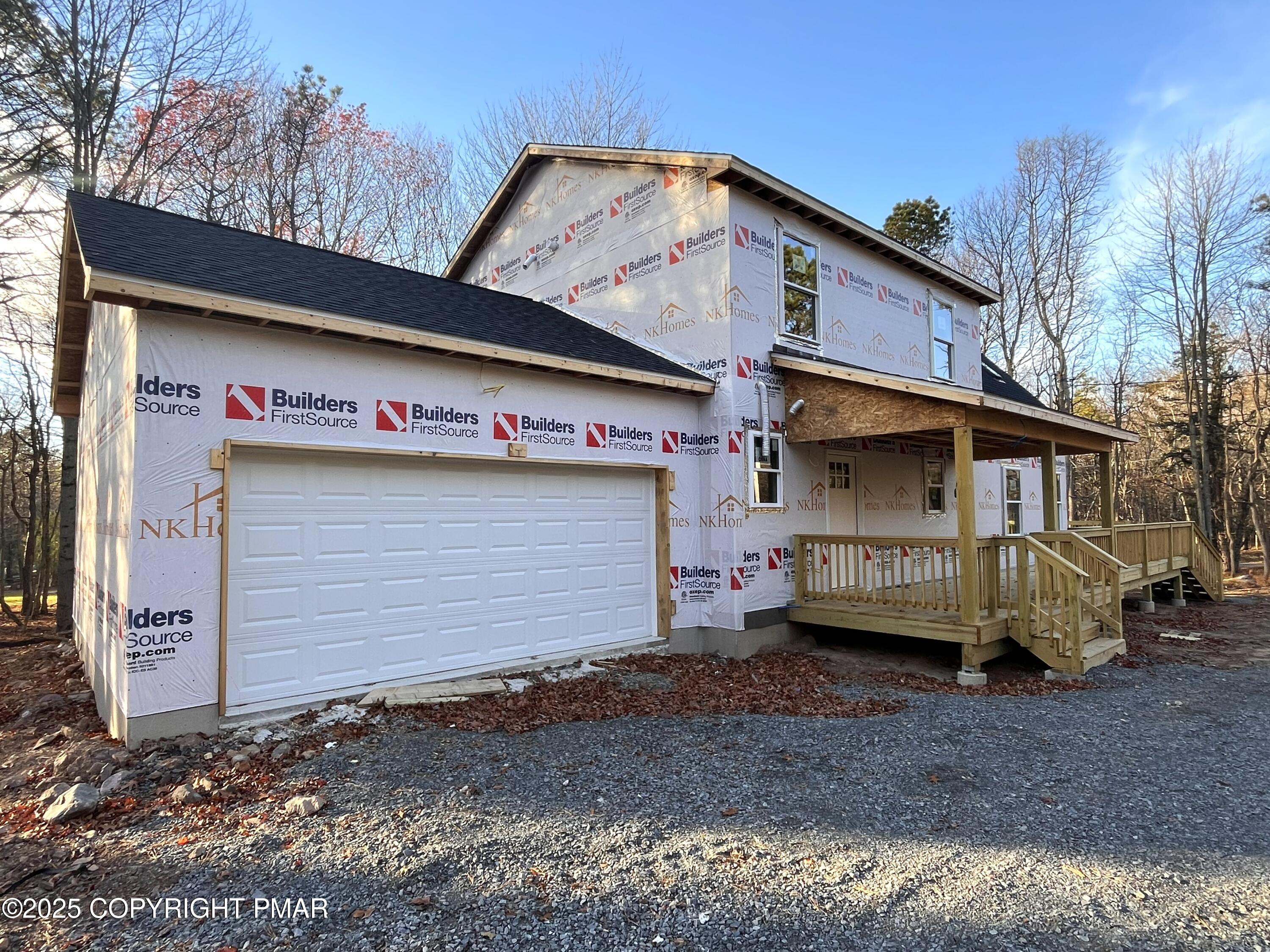 EV1581 Maccauley Road