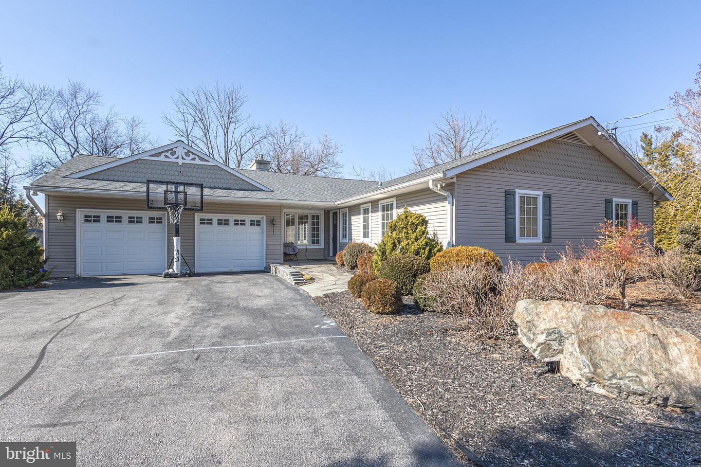 1027 Grant Avenue, Blue Bell, Pennsylvania image 3