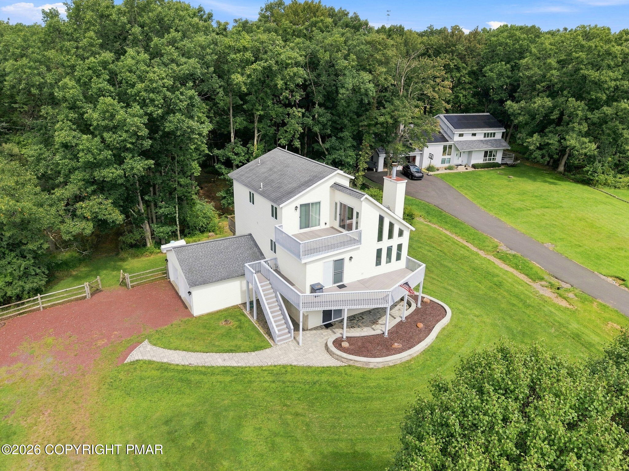 15 Larch Road