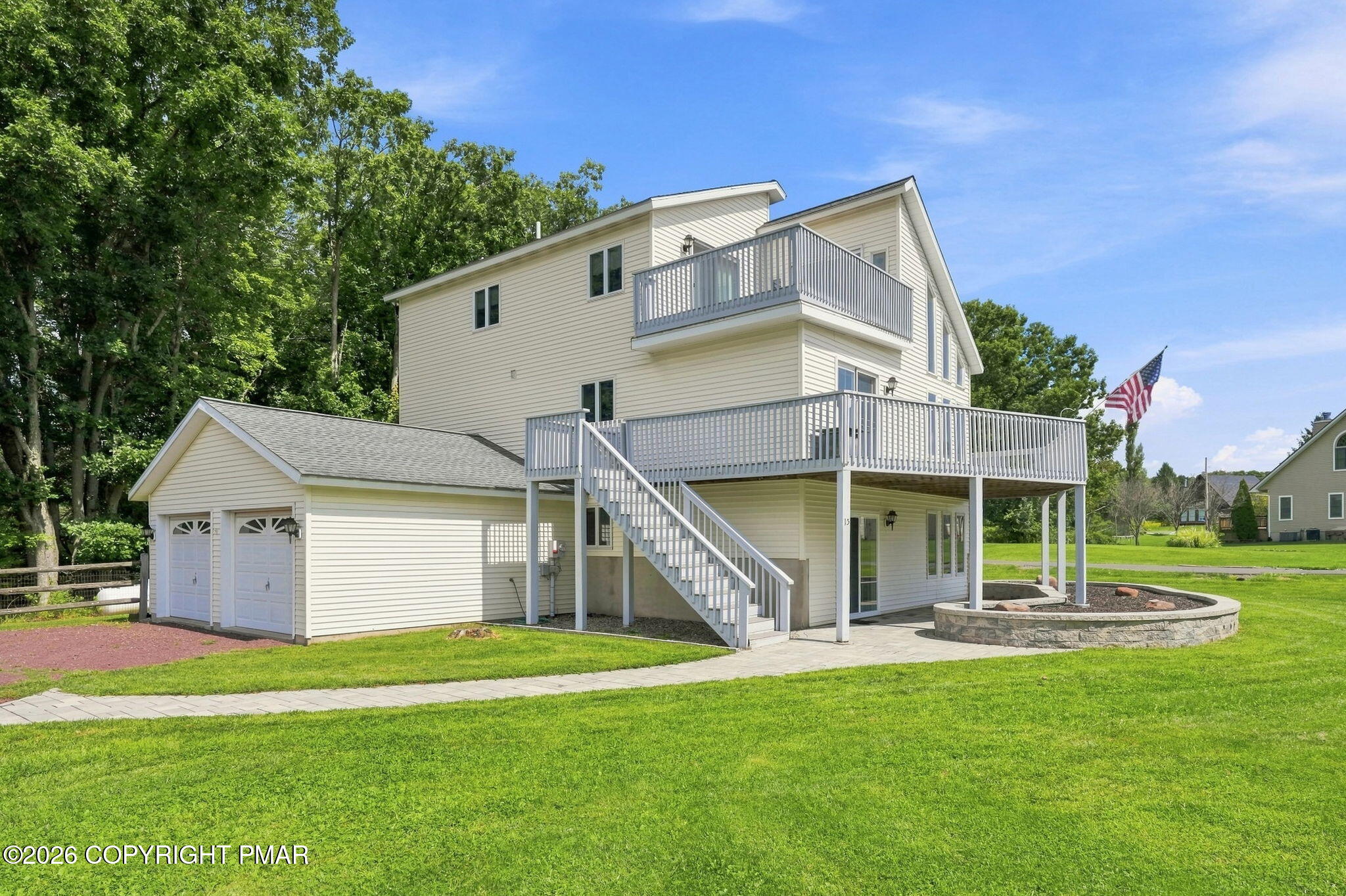 15 Larch Road