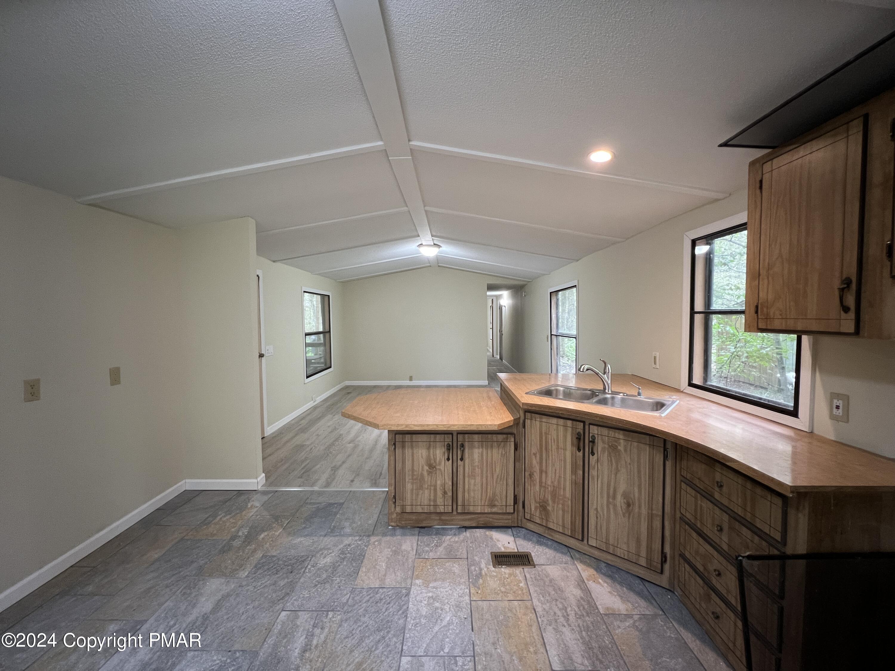 30 Blue Sky Path, Gouldsboro, Pennsylvania image 13