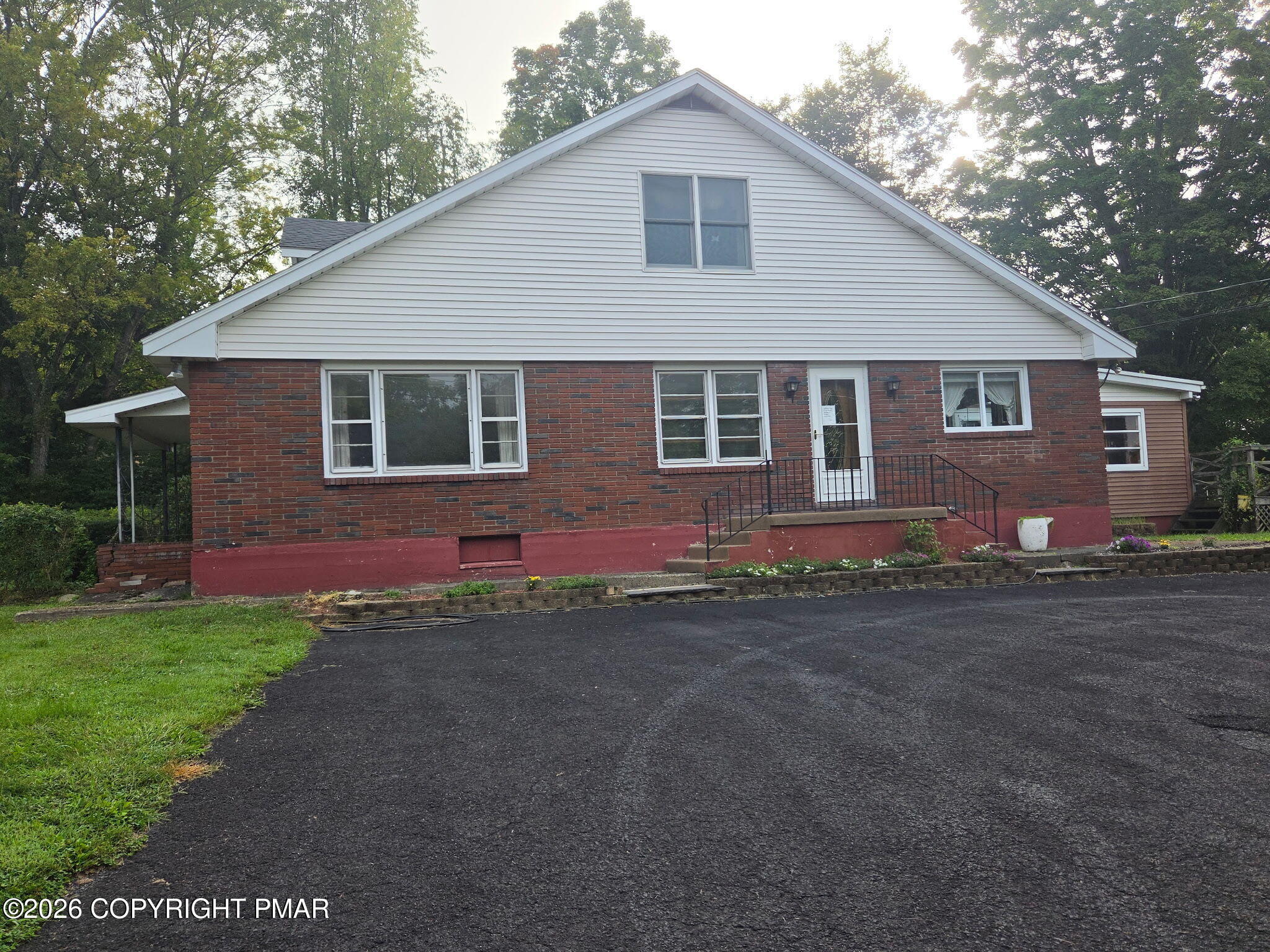2115 W Main Street