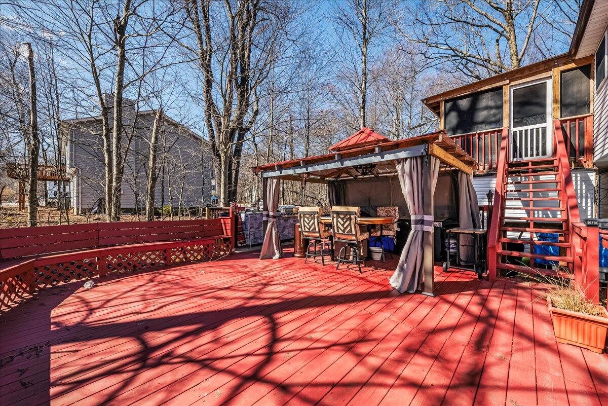 3106 Sycamore Ln, Pocono Summit, Pennsylvania image 10