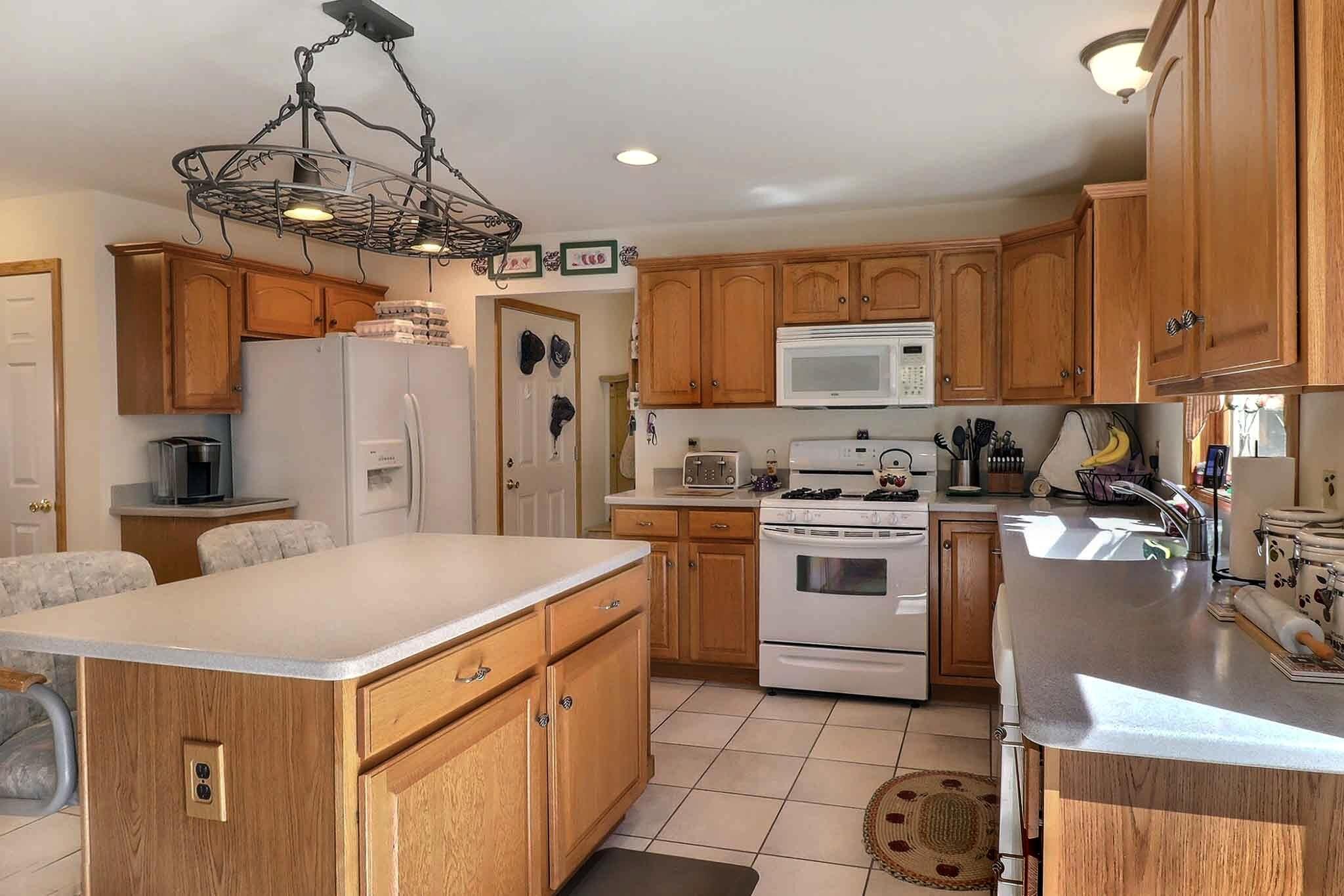 619 Washington Xing Xing, East Stroudsburg, Pennsylvania image 13