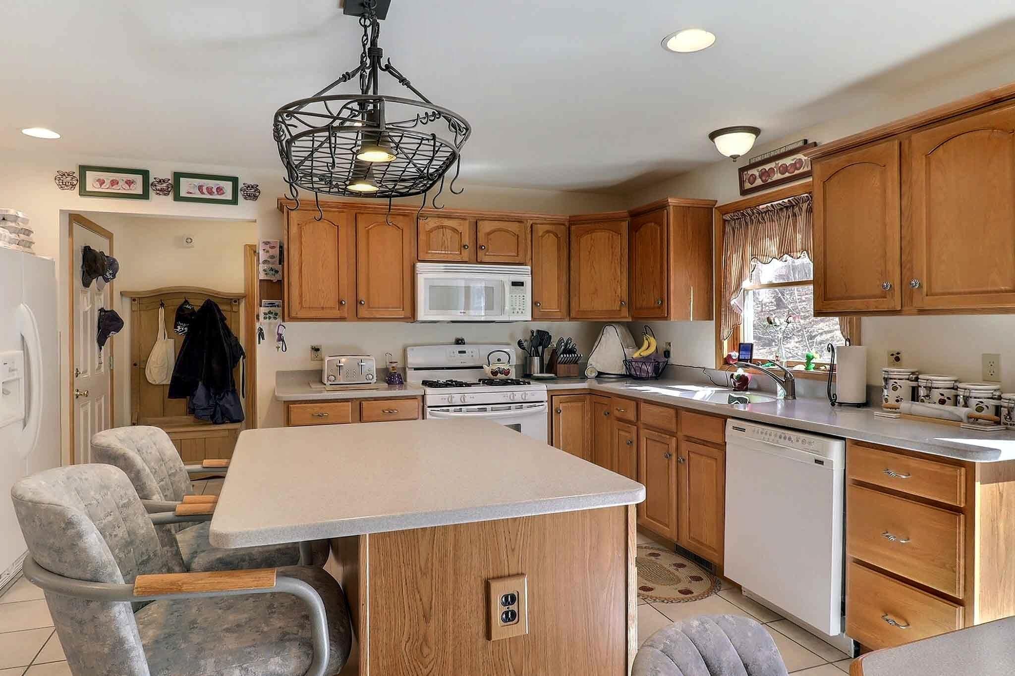 619 Washington Xing Xing, East Stroudsburg, Pennsylvania image 14