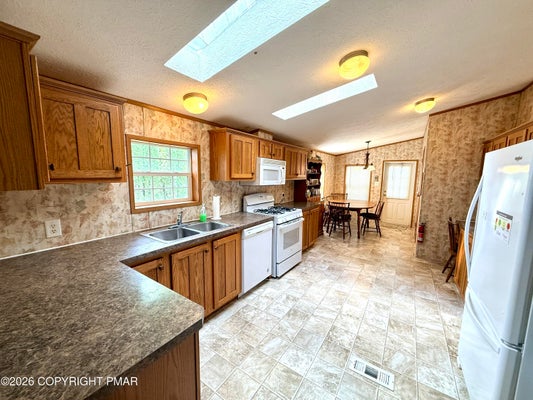 212 HOPE DR, NEW RINGGOLD, PA 17960 - Image e40276ccf2a8e4f6a9227670ba6706aa/63049554