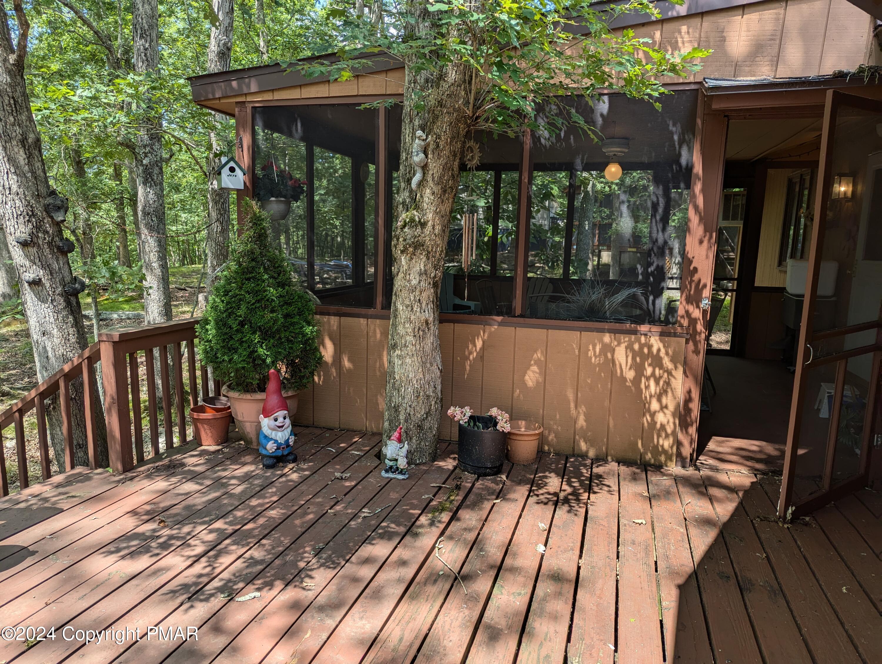 6194 Decker Road, Bushkill, Pennsylvania image 32