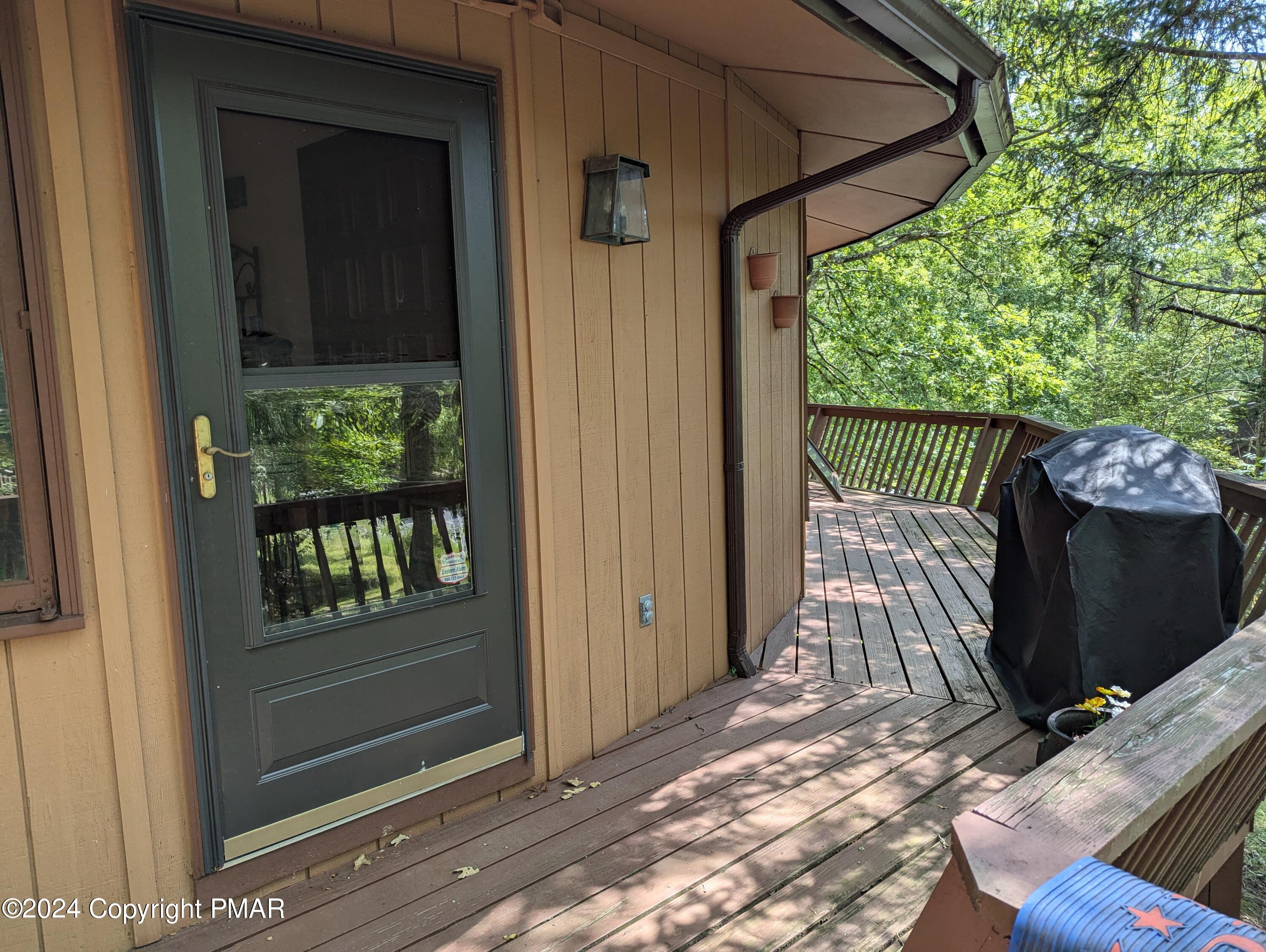 6194 Decker Road, Bushkill, Pennsylvania image 30