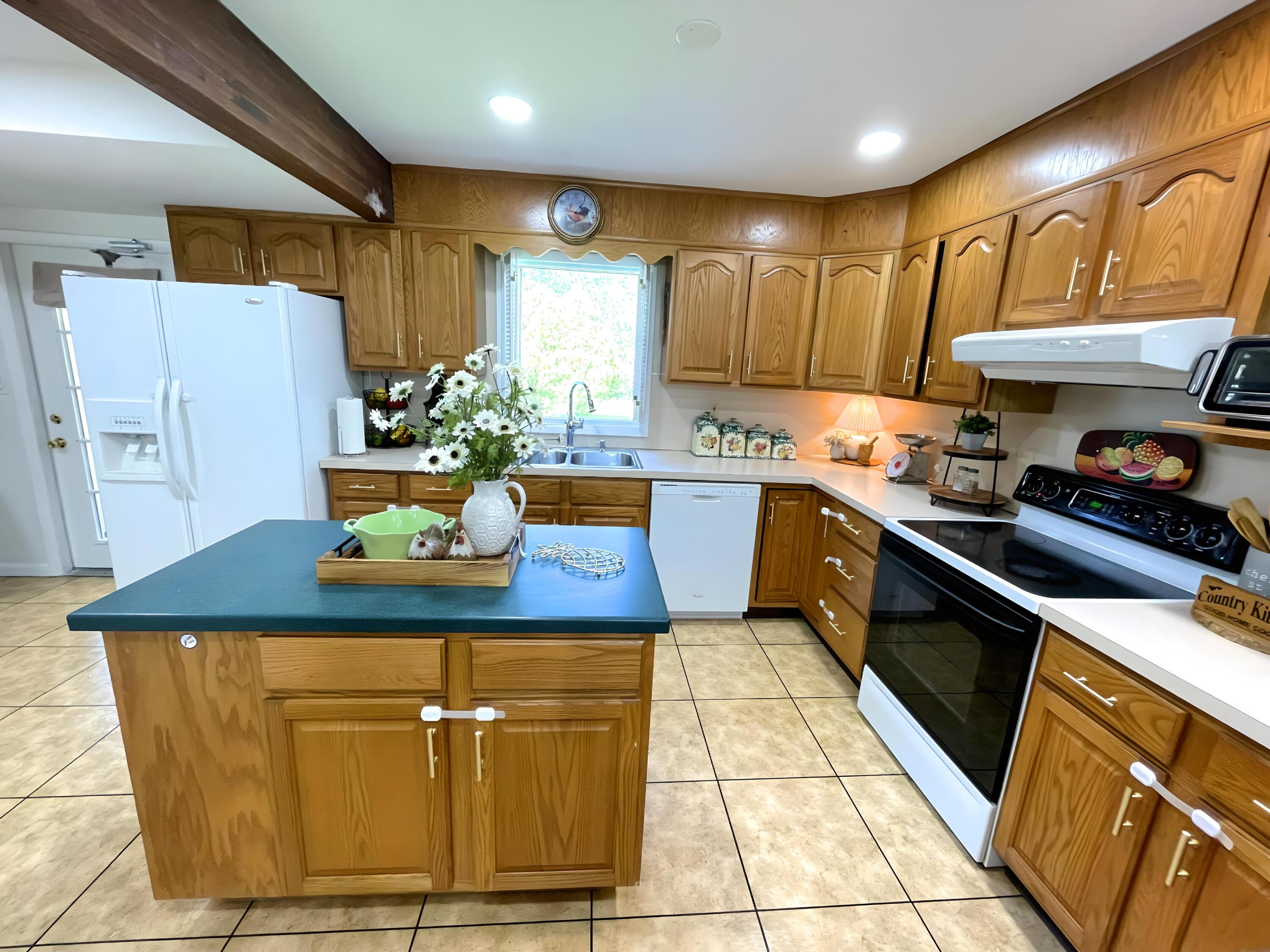 245 Learn Road, Tannersville, Pennsylvania image 21