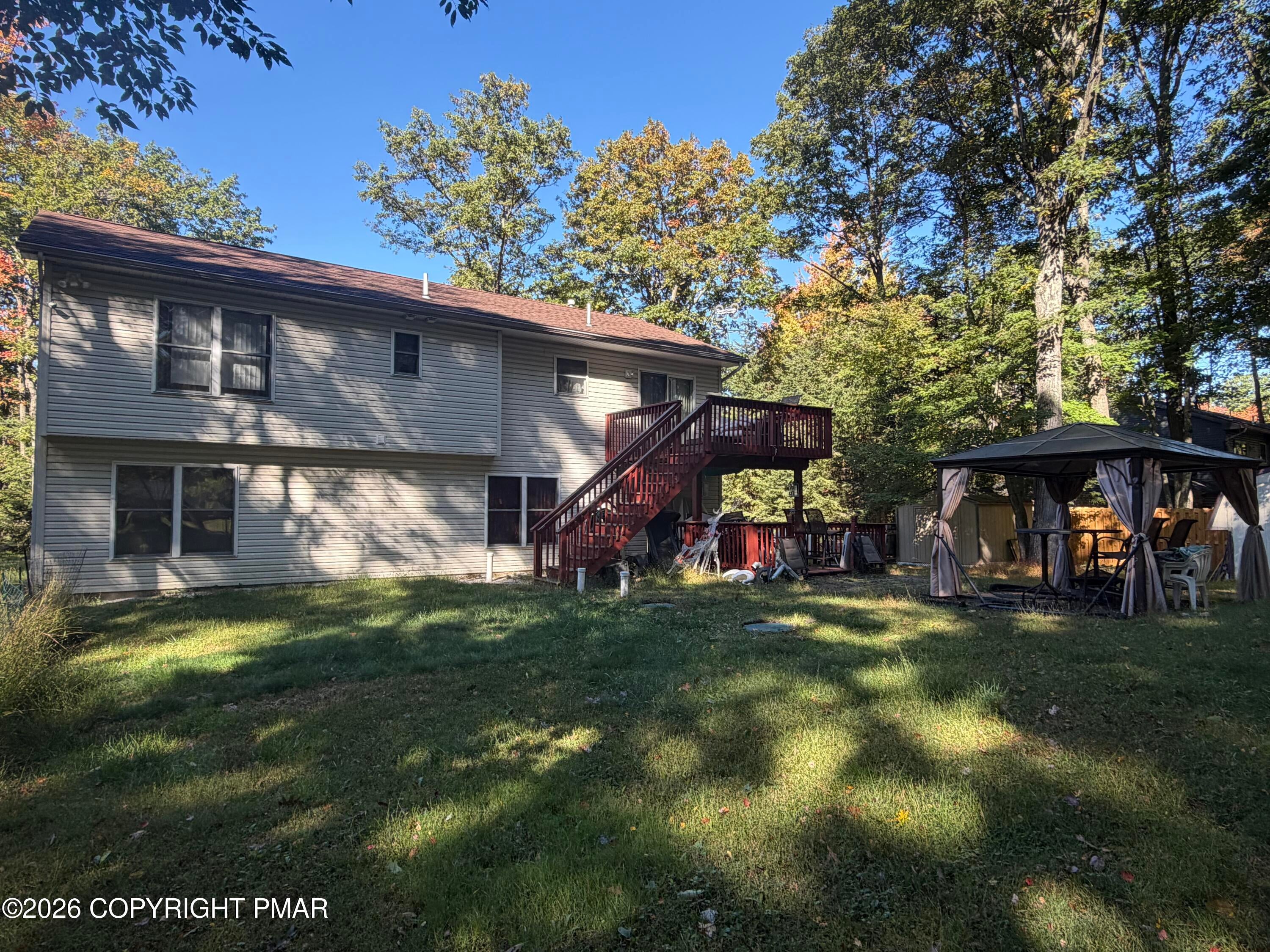 5257 Hummingbird Drive