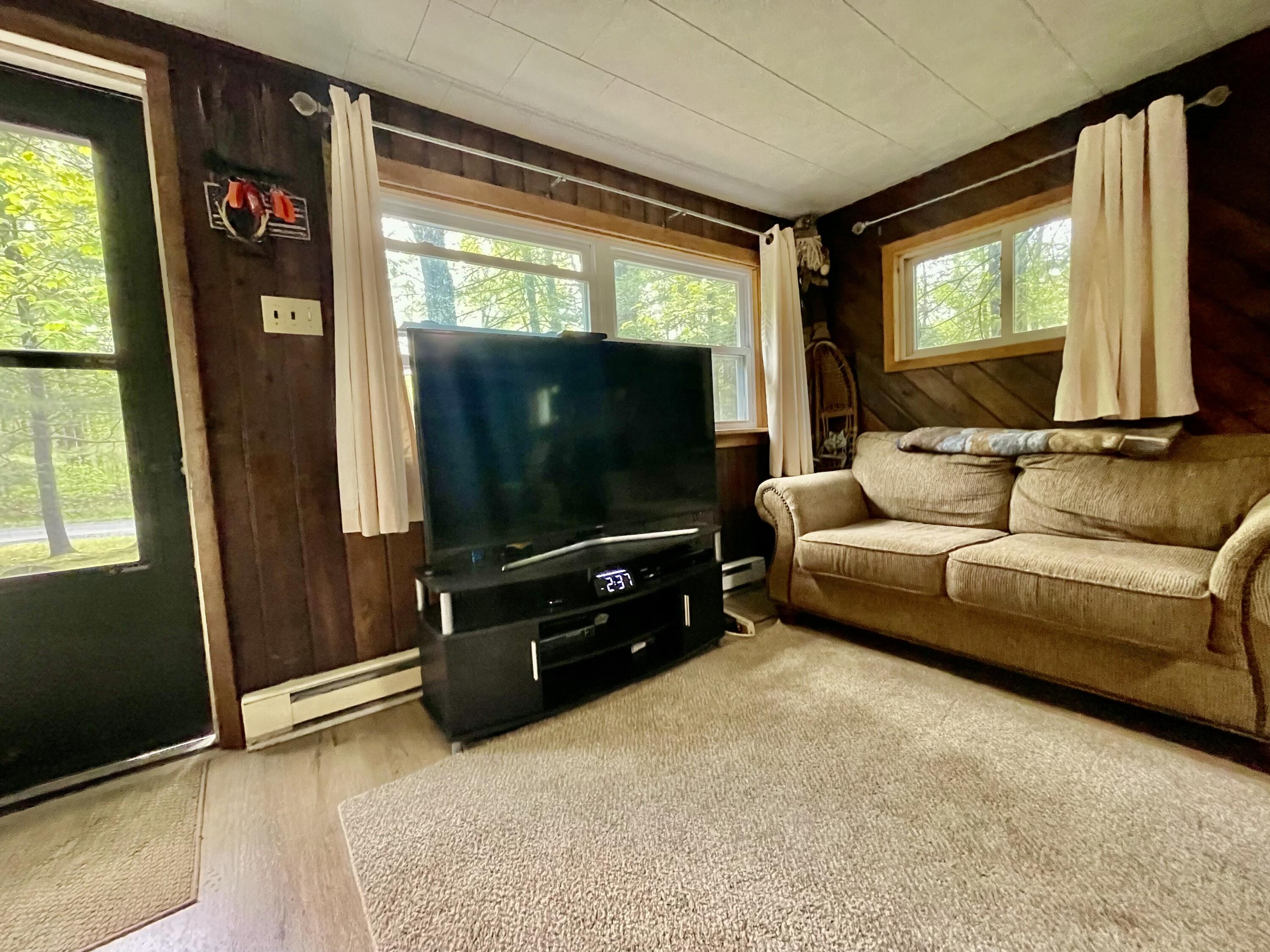 188 Cross Street, Pocono Lake, Pennsylvania image 12
