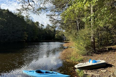 Homes For Sale - 217 President Coolidge Place<br/> Henryville, PA 18332