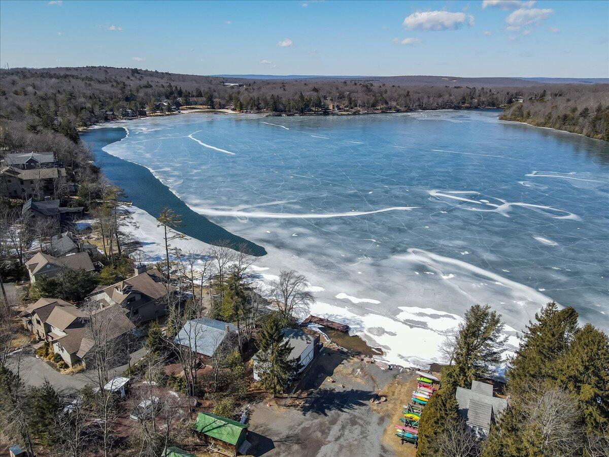 85 Wood Street, Lake Harmony, Pennsylvania image 5