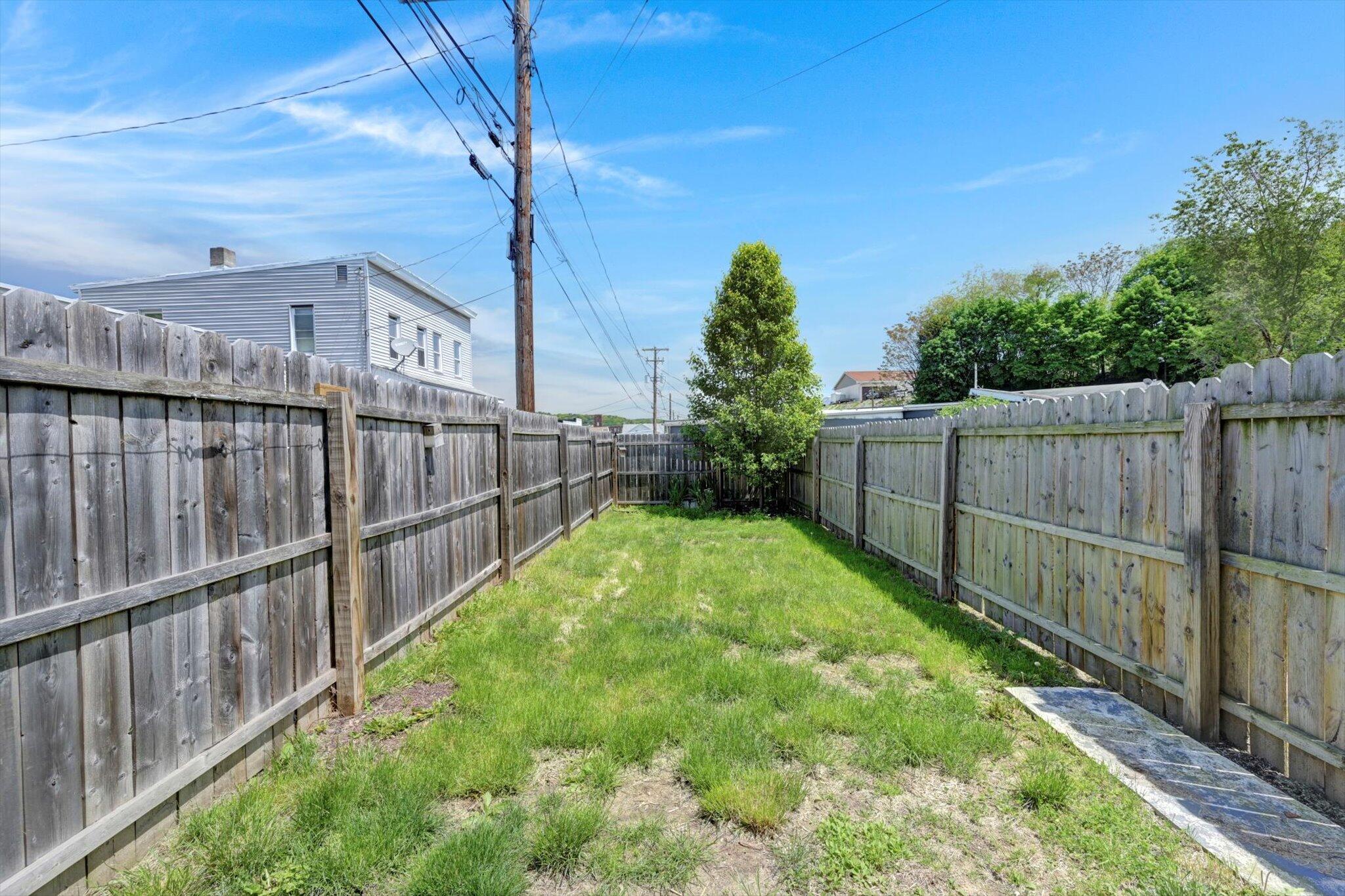 119 N Oak Street, Coal Township, Pennsylvania image 31