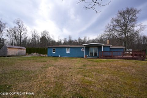 Mobile Home For Sale - 8600 Delong Drive<br/> Lehigh County, Slatington, PA 18080